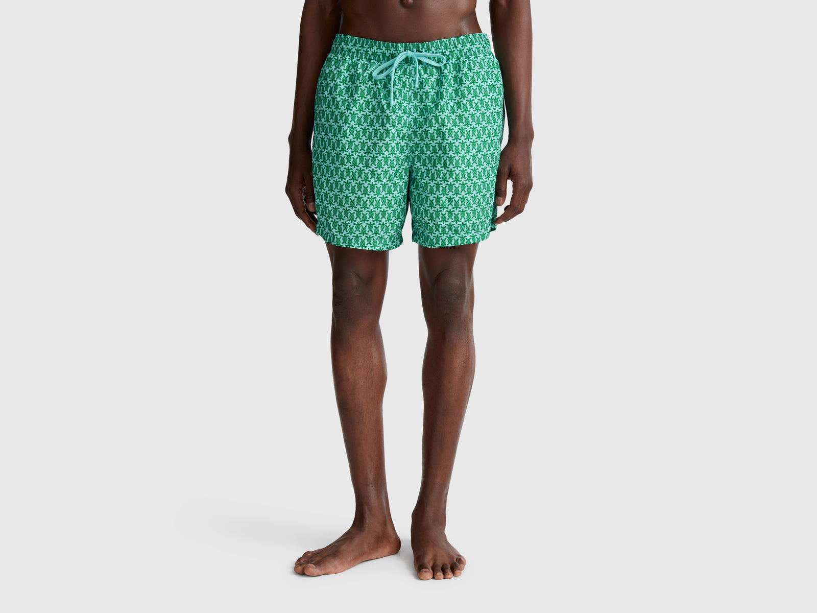 Shorts de natação em nylon estampado - ucb_image_F