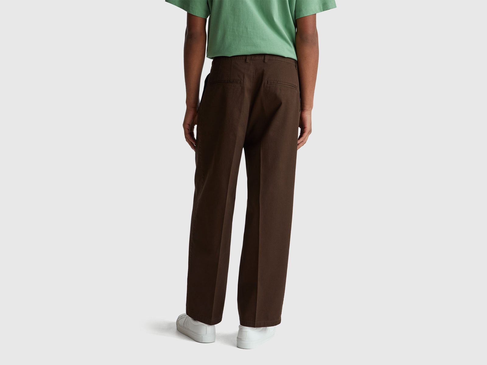 Chinos com pregas - ucb_image_B