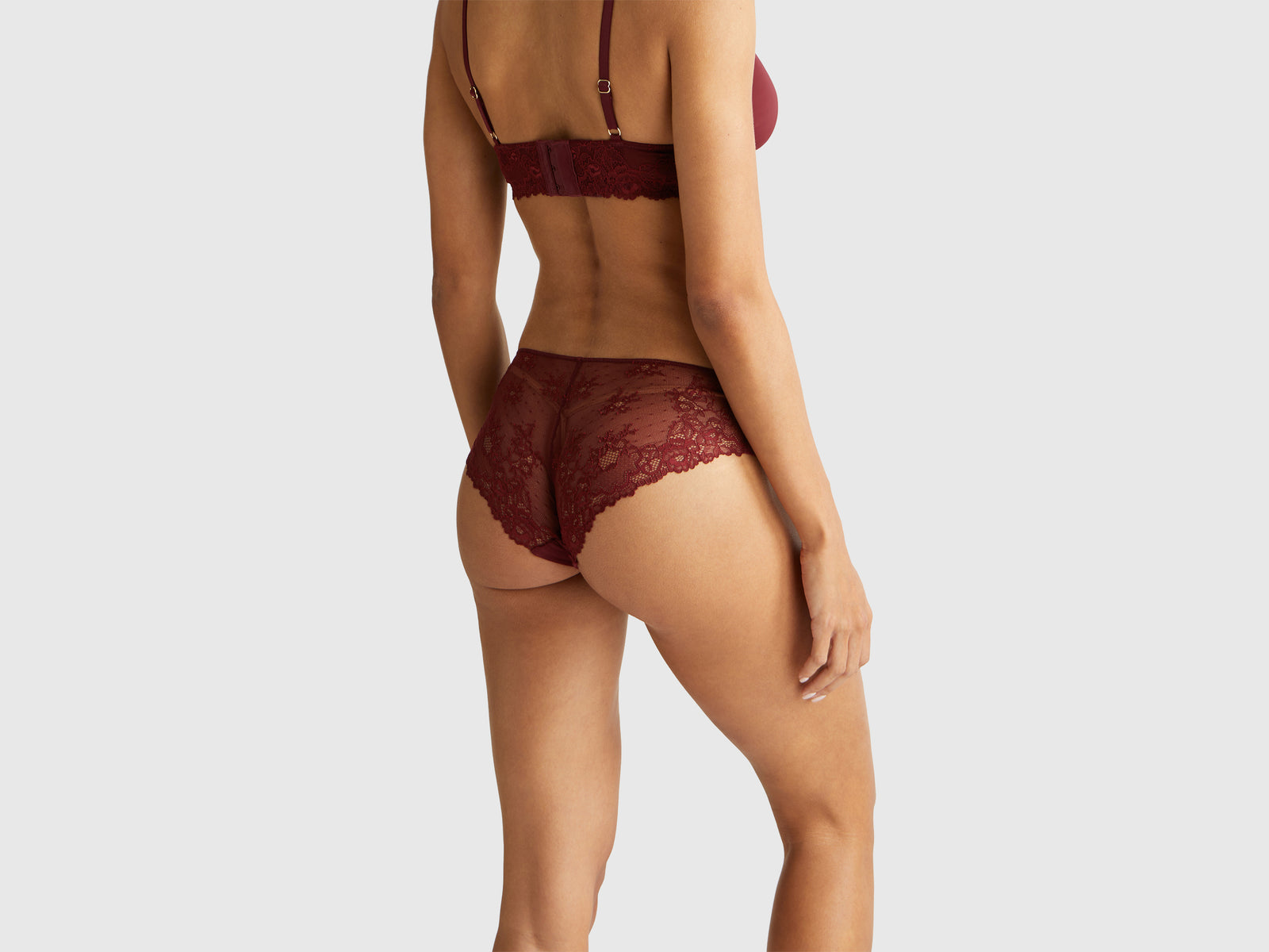 Slip stretch com renda - ucb_image_B