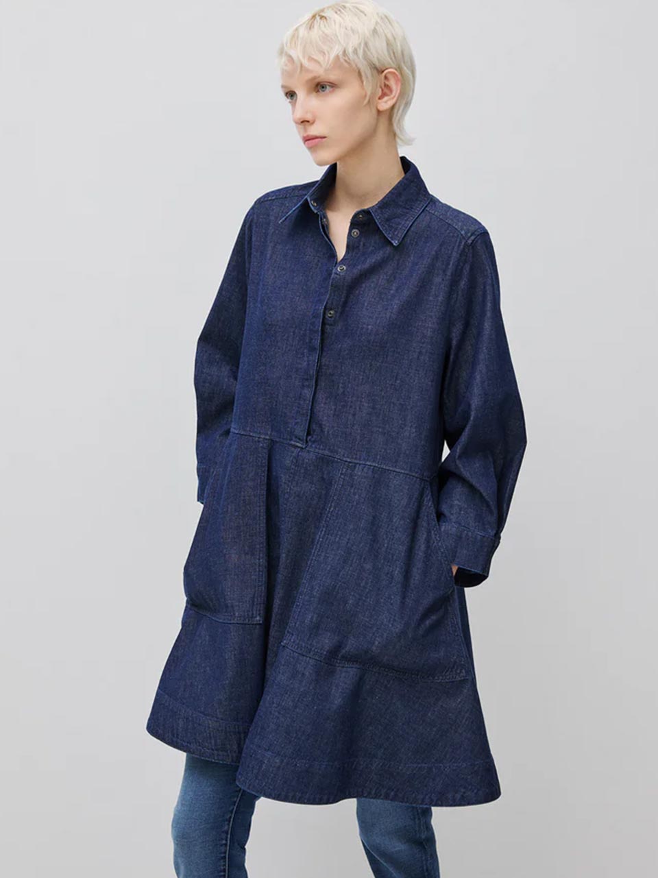 TOTAL DENIM LOOK:
DRESSES, SETS AND BLAZERS FOR A PERFECT OUTFIT