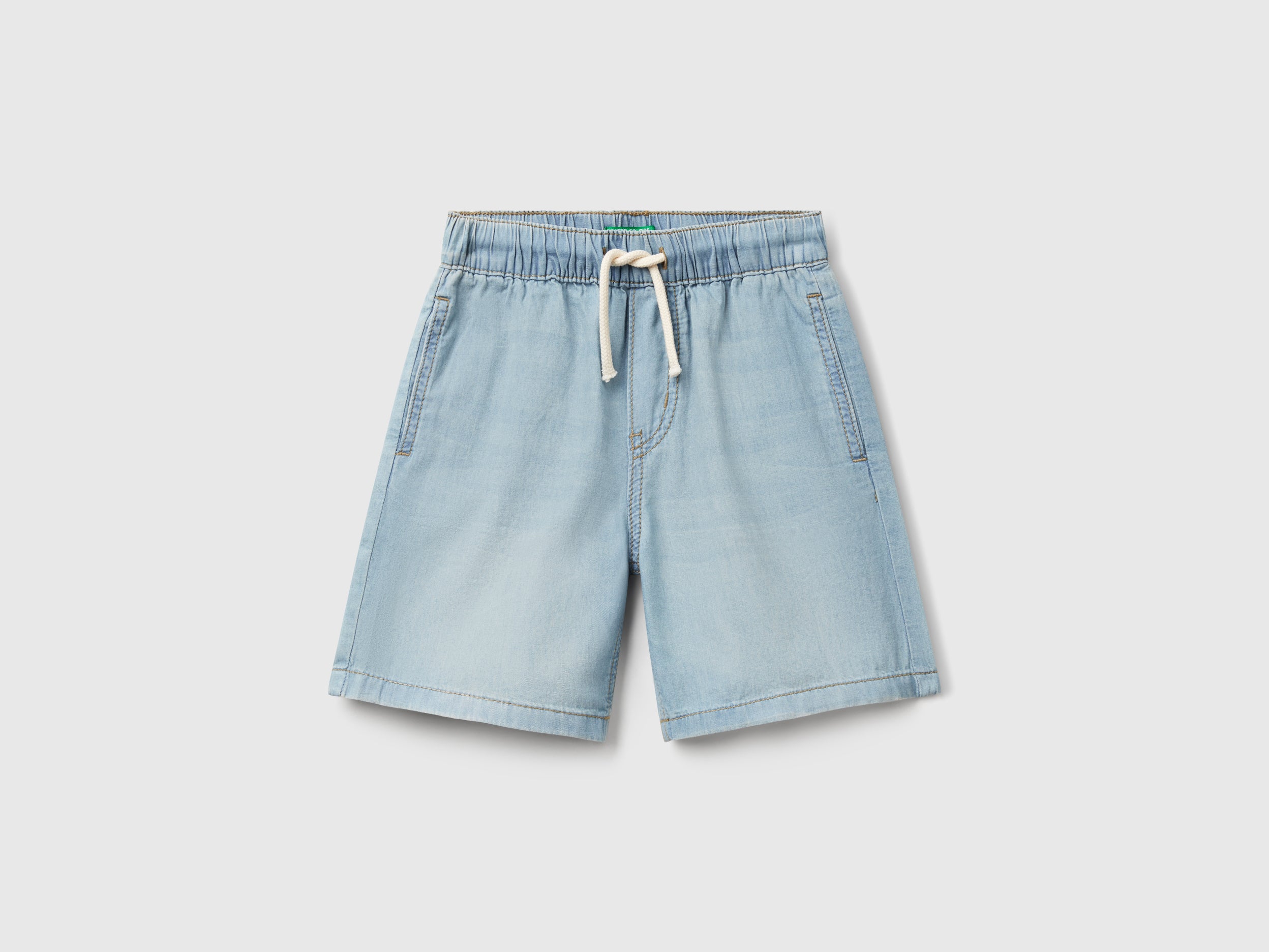 Bermuda shorts in chambray - ucb_image_FS
