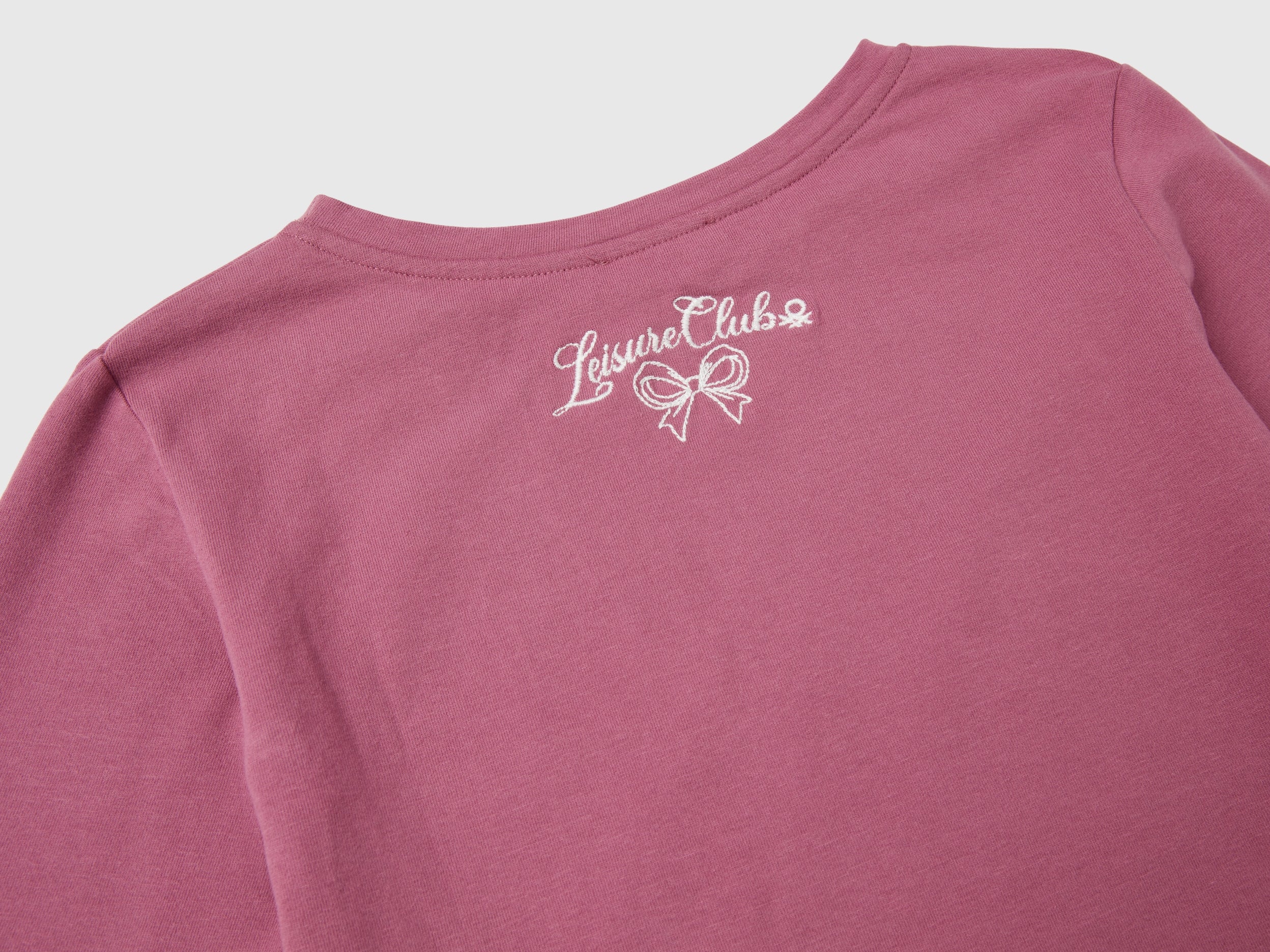T-shirt com base assimétrica - ucb_image_DS1