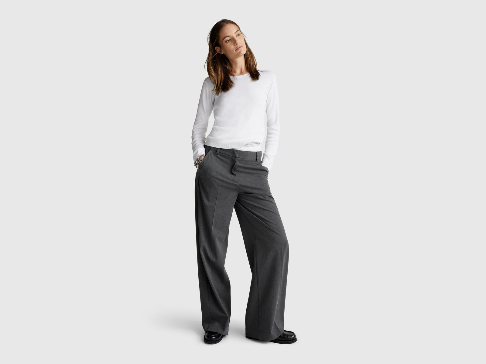 Crew neck sweater in pure cotton