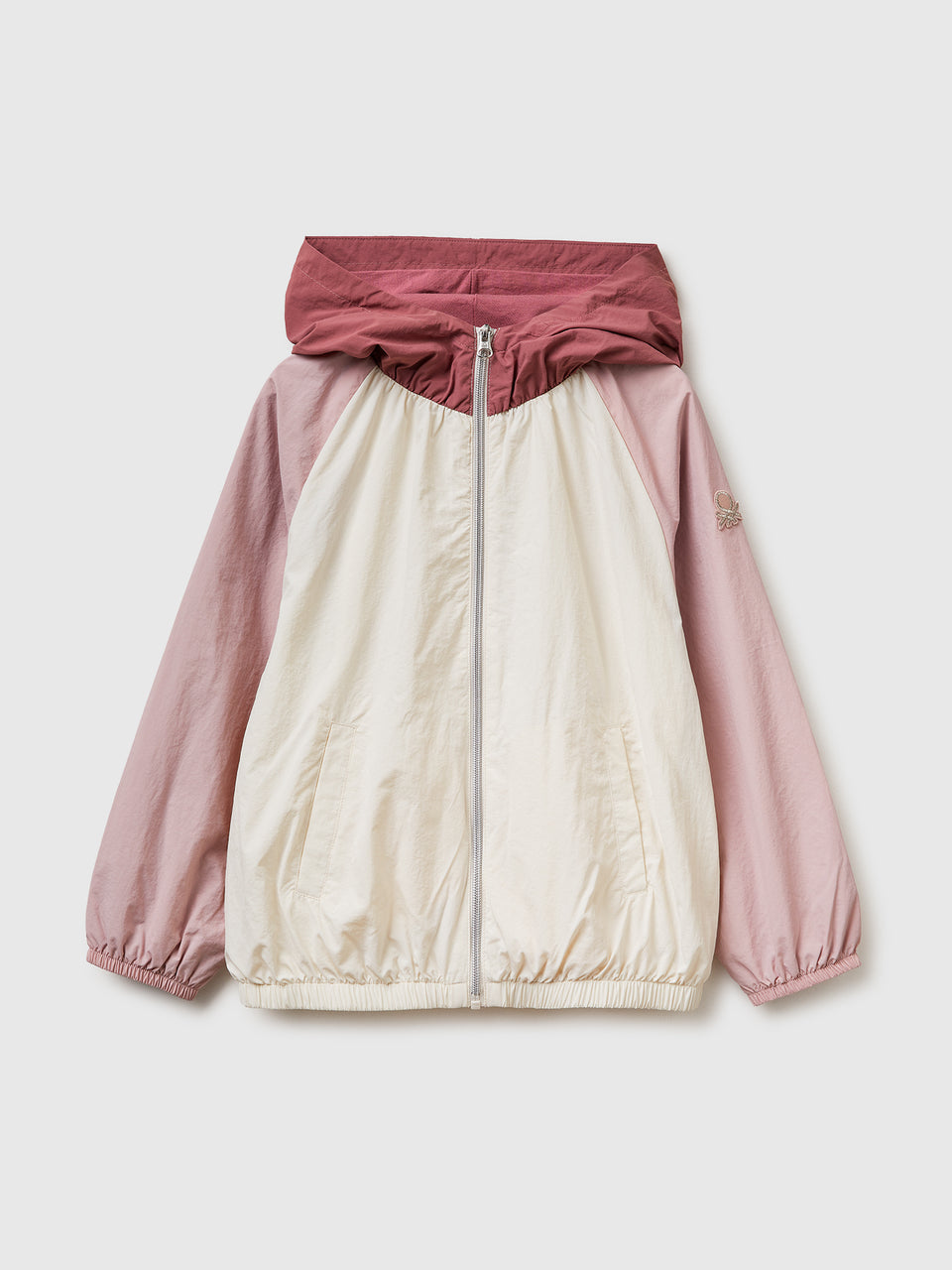 Light "Rain Defender" jacket - ucb_image_FS