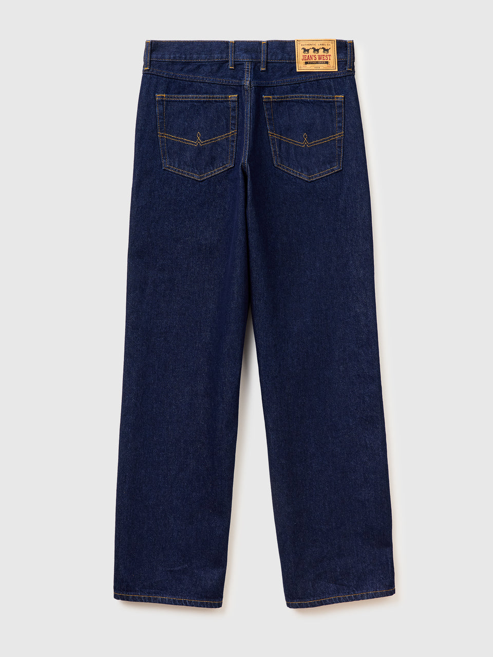 Regular fit jeans in rinse wash - ucb_image_BS