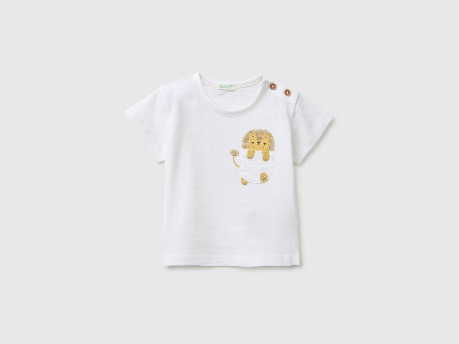 T-shirt com bolso pequeno e animalzinho - ucb_image_FS