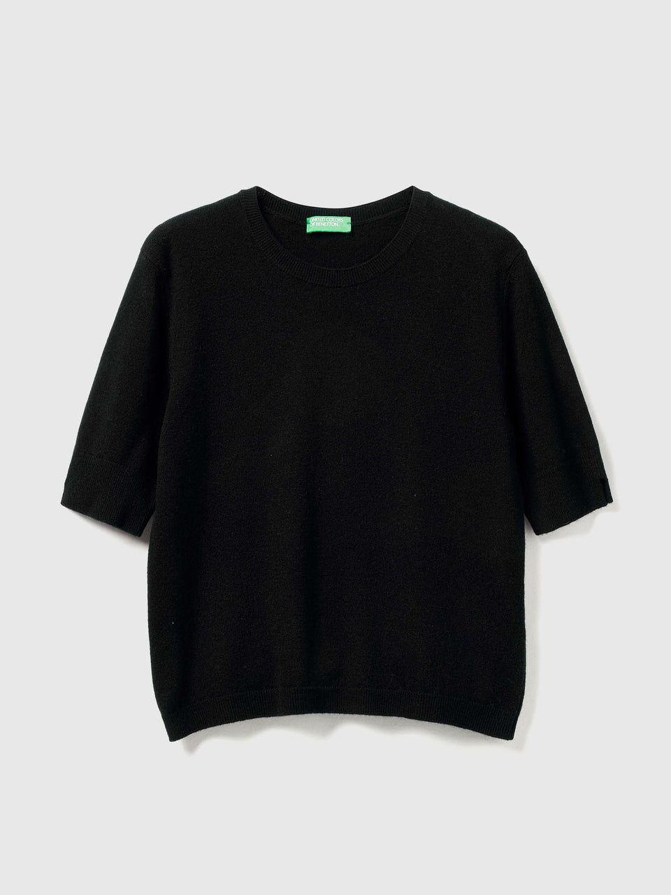 Camisola de manga curta preta em pura lã Merino - ucb_image_FS