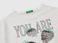 T-shirt com estampa e lantejoulas - ucb_image_DS1