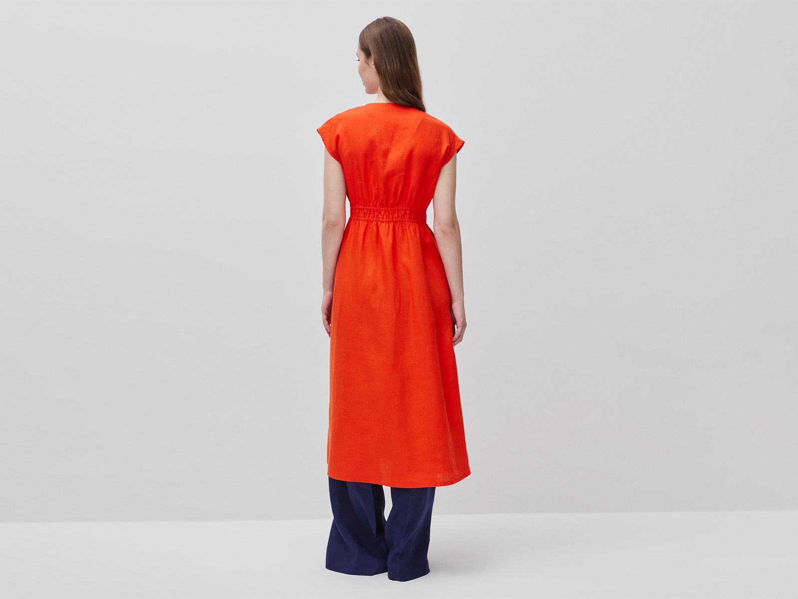 Flared dress in pure linen - ucb_image_B