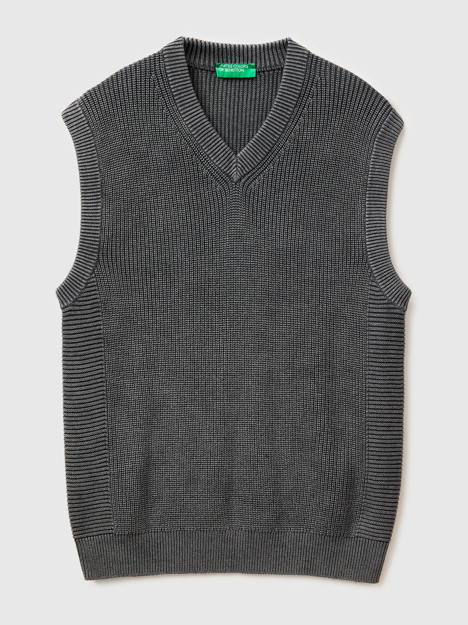 Stone washed regular fit vest - ucb_image_FS