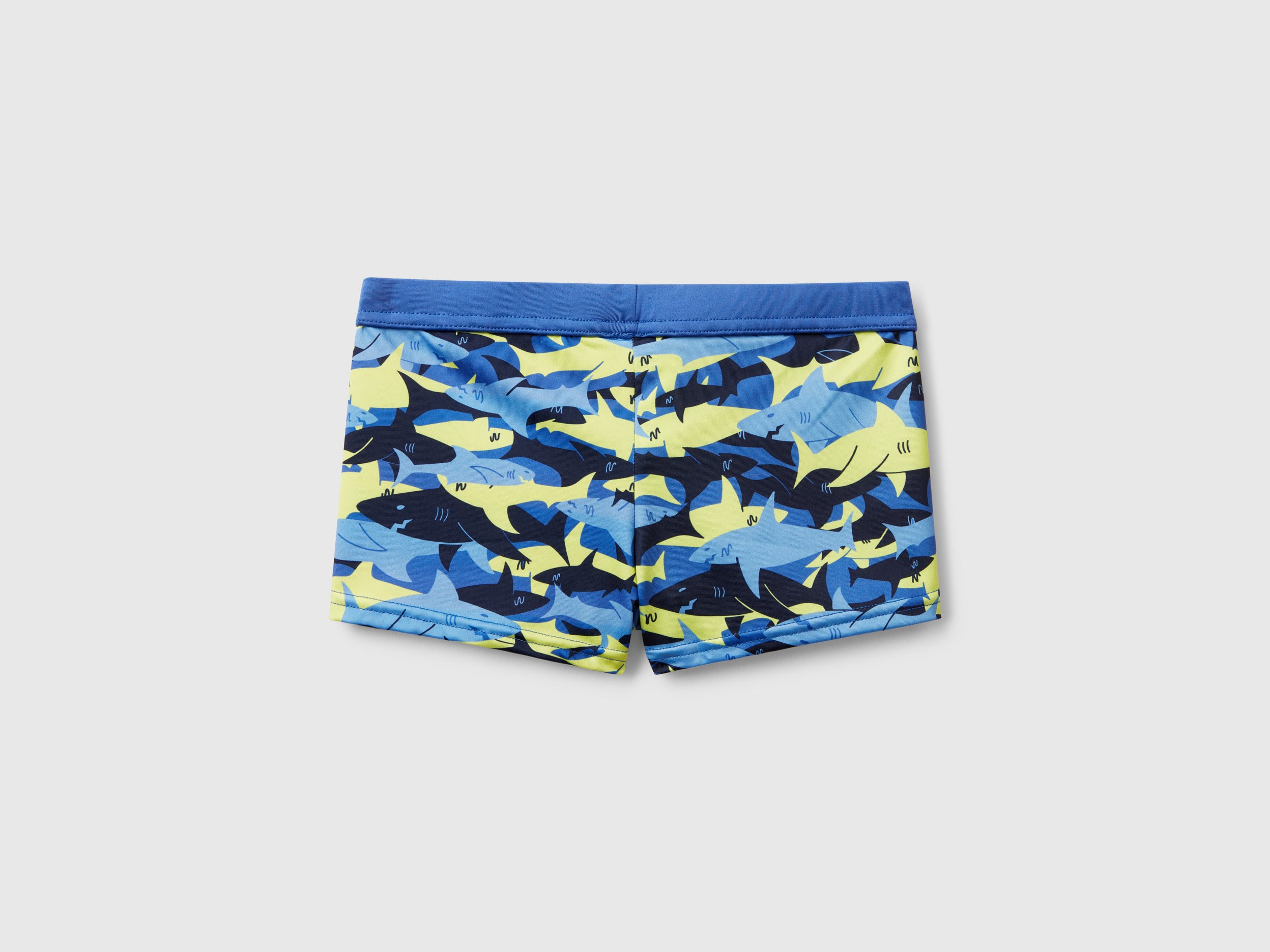 Boxers de banho com estampa de tubarões - ucb_image_BS