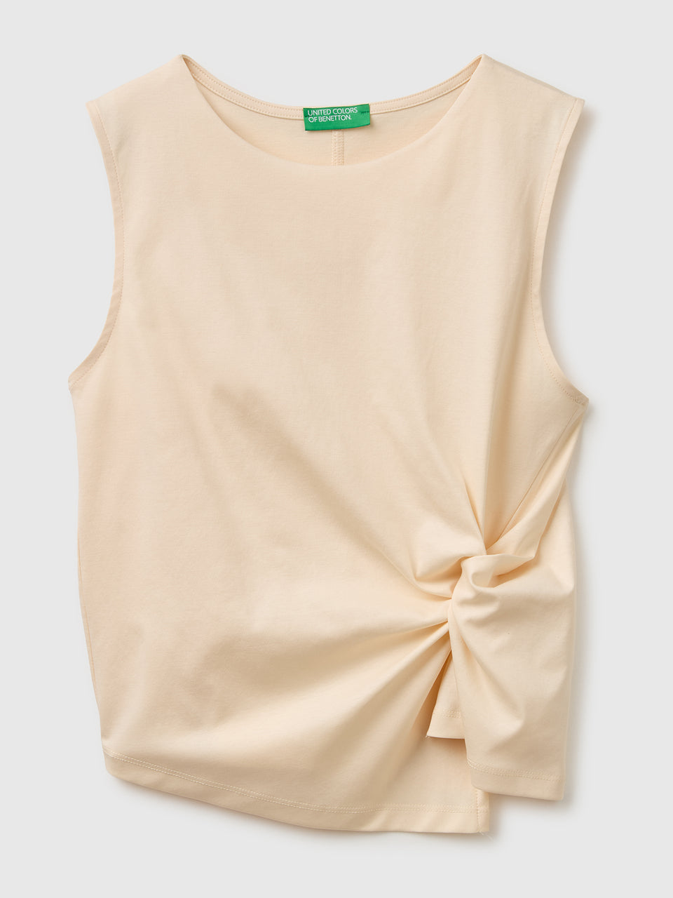 Top with knot - ucb_image_FS
