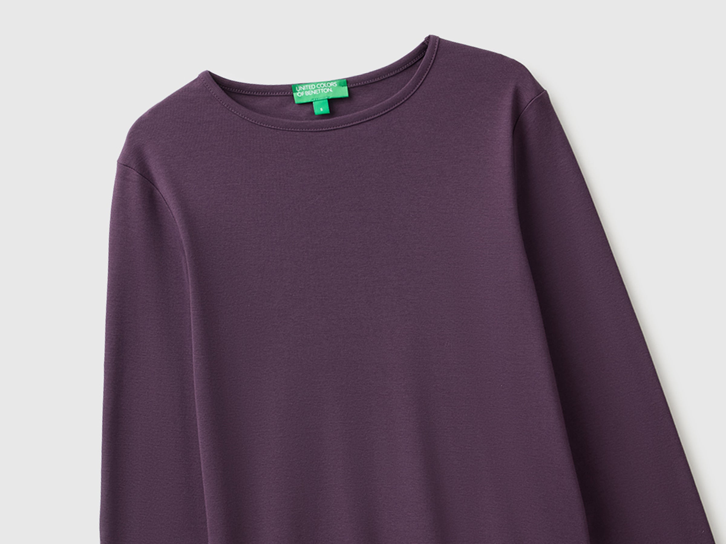 T-shirt slim fit com mangas compridas - ucb_image_FY