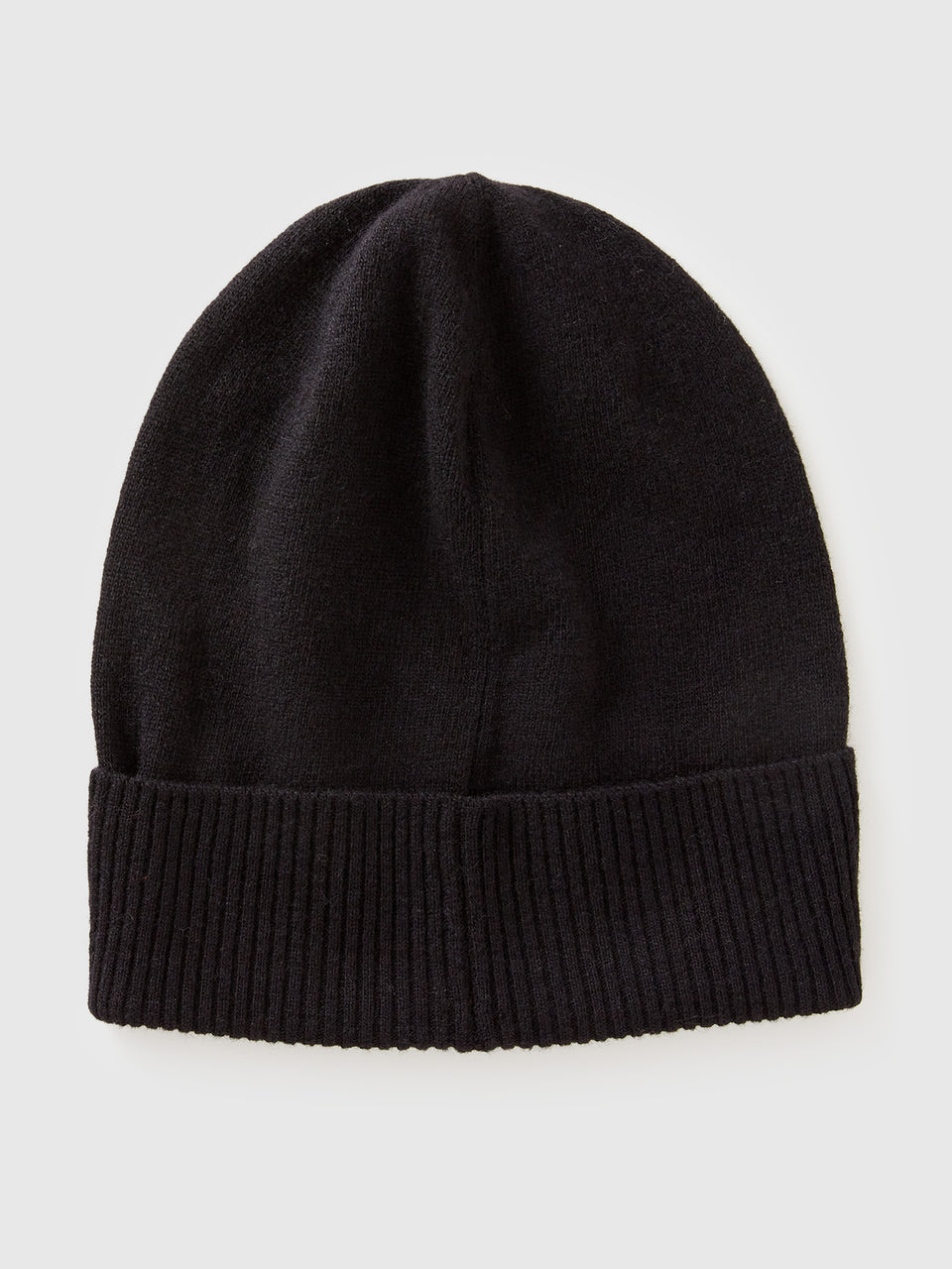 Gorro preto em pura lã Merino - ucb_image_BS