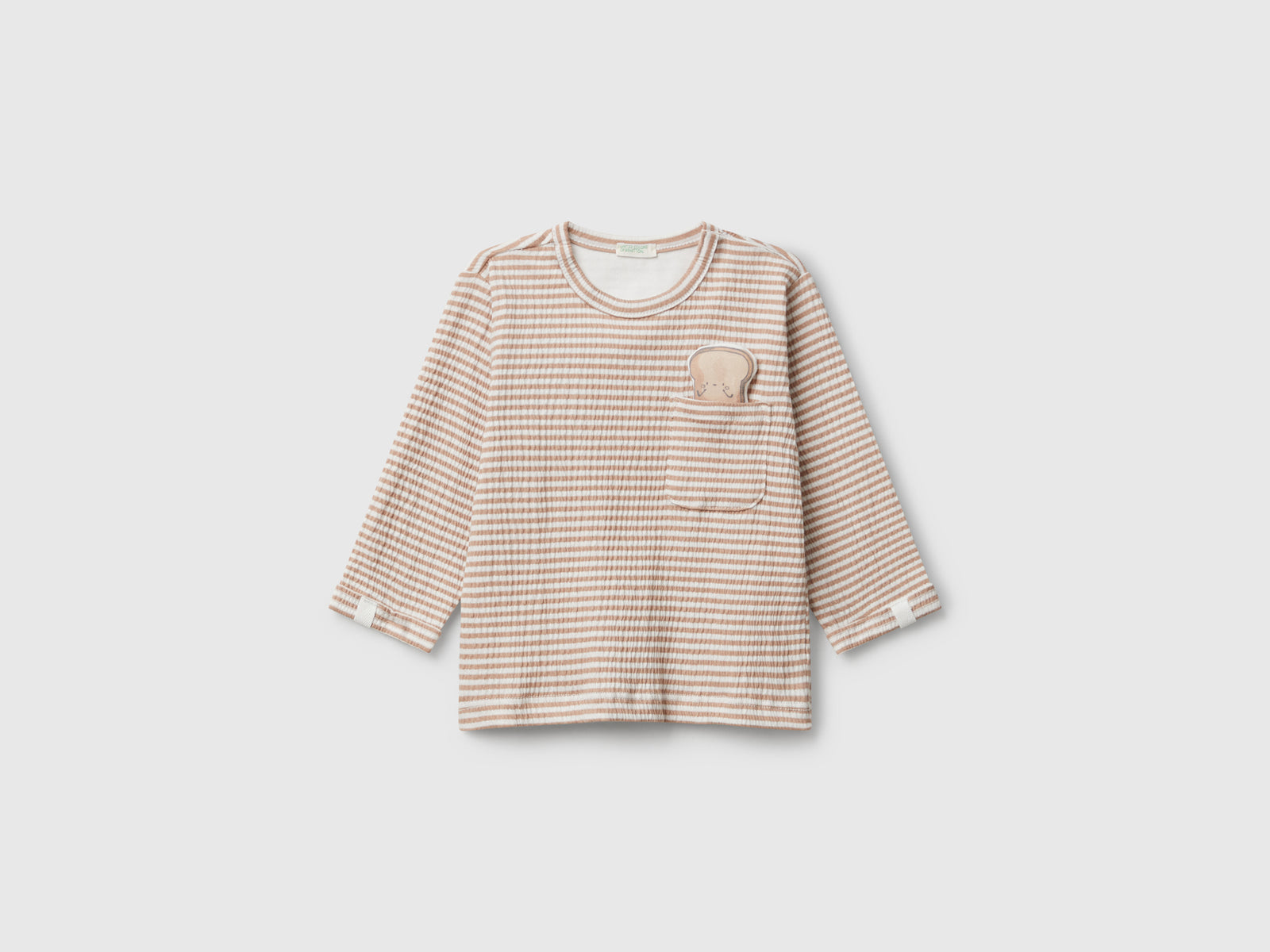 T-shirt com bolso pequeno e patch - ucb_image_FS