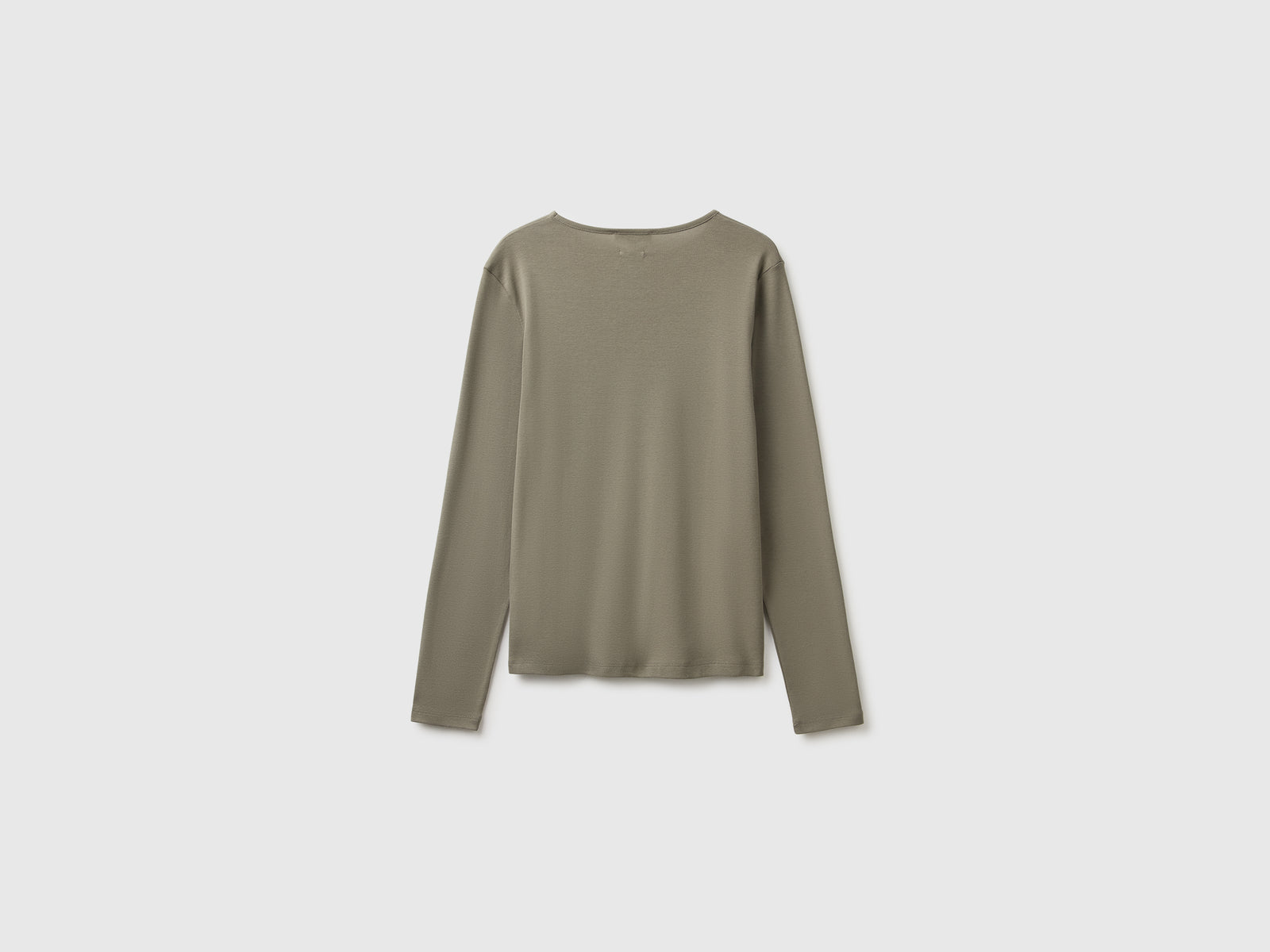 T-shirt slim fit com mangas compridas - ucb_image_BS