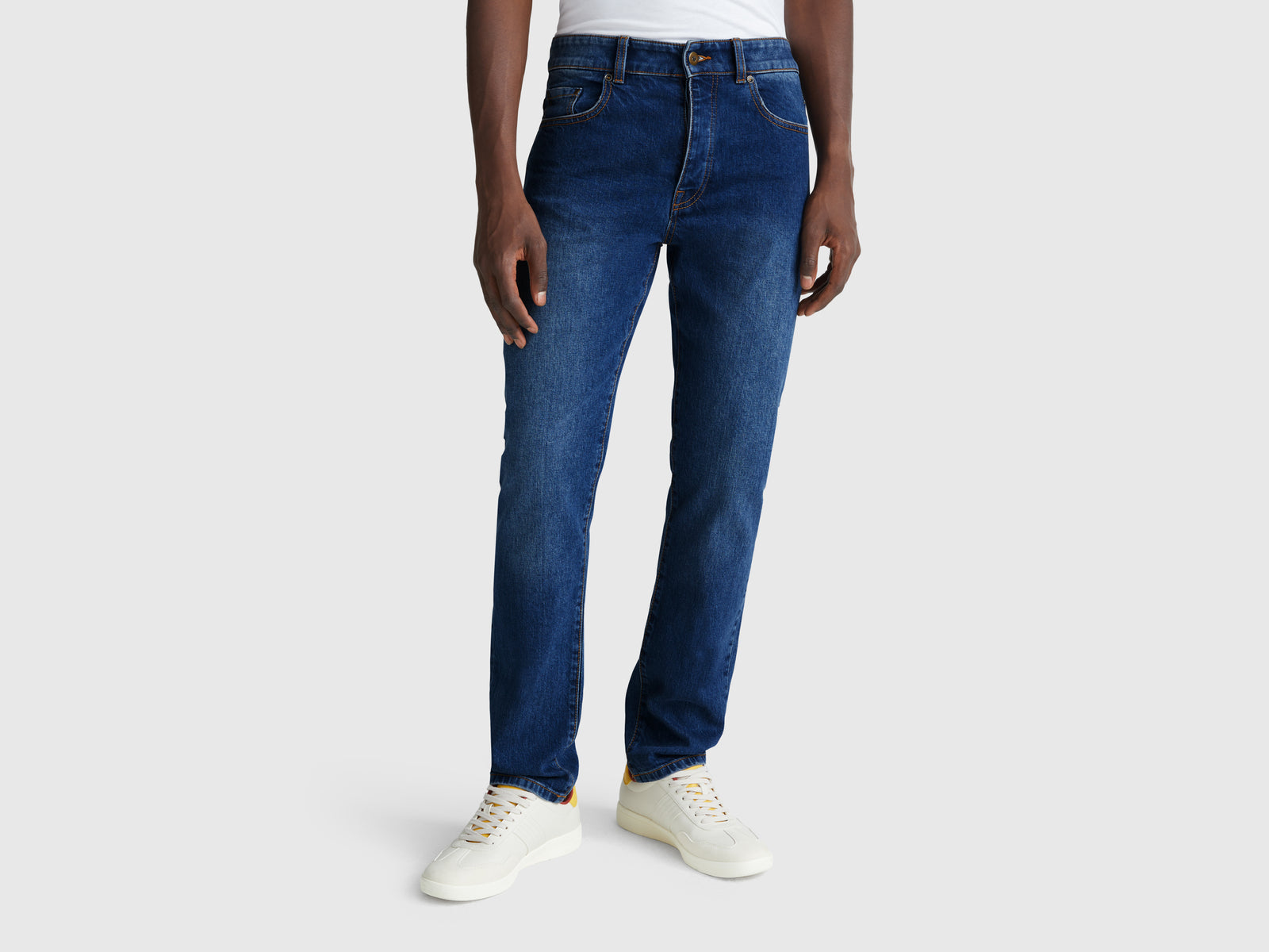 Five pocket slim fit jeans