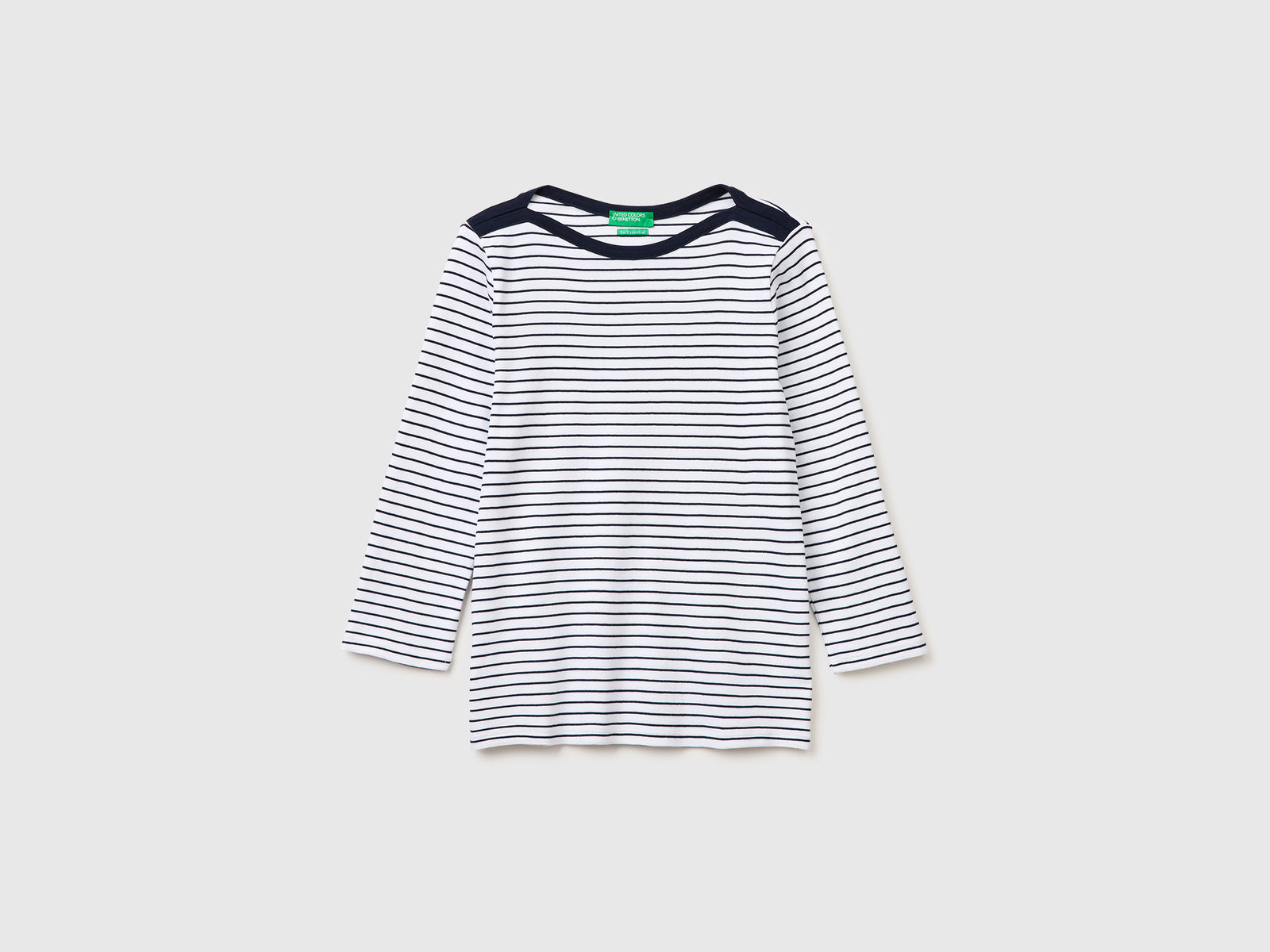 T-shirt às riscas com decote à barco - ucb_image_FS
