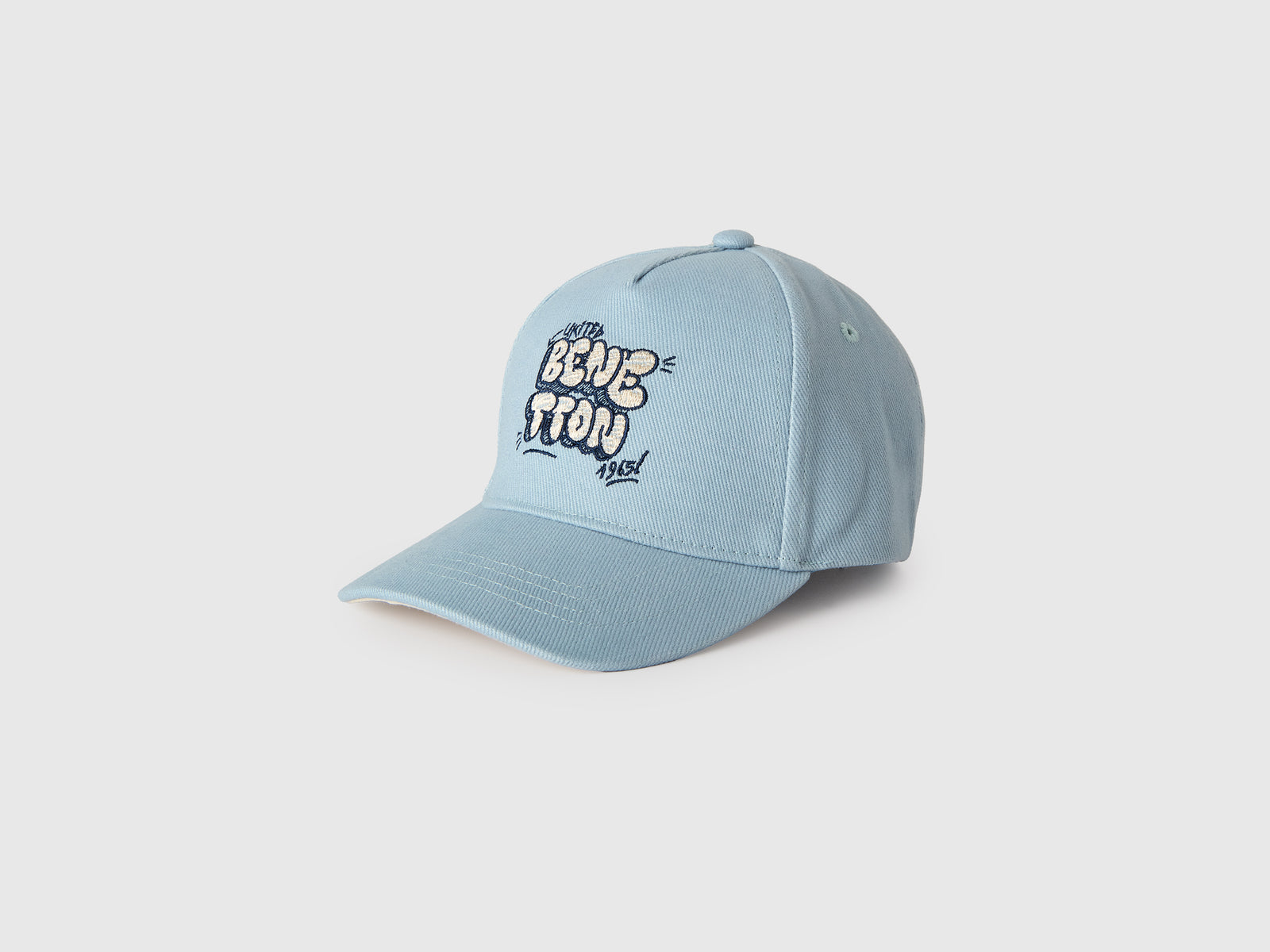 Light blue baseball cap with logo embroidery - ucb_image_FS