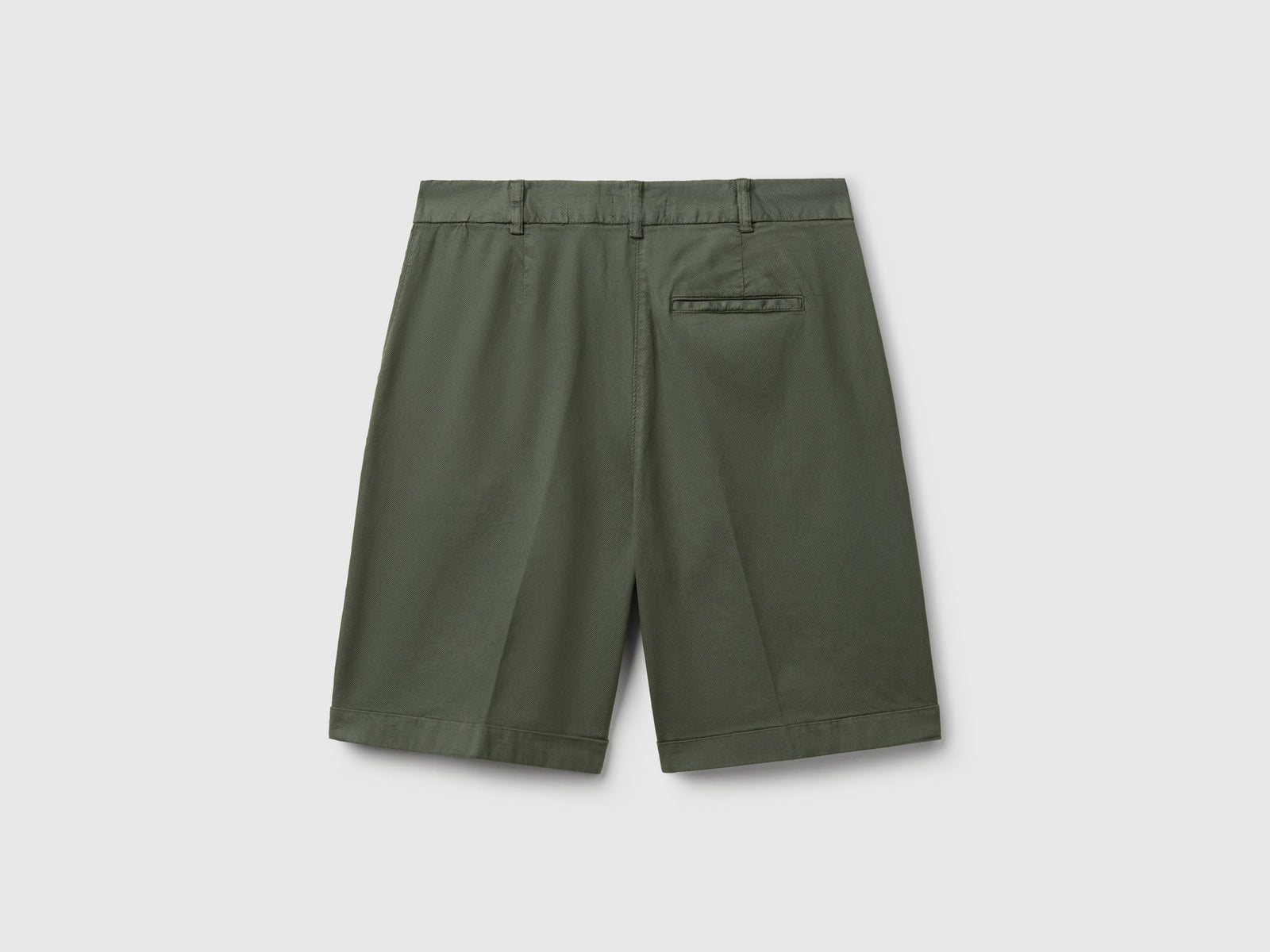 Bermudas com dobra em algodão stretch - ucb_image_BS