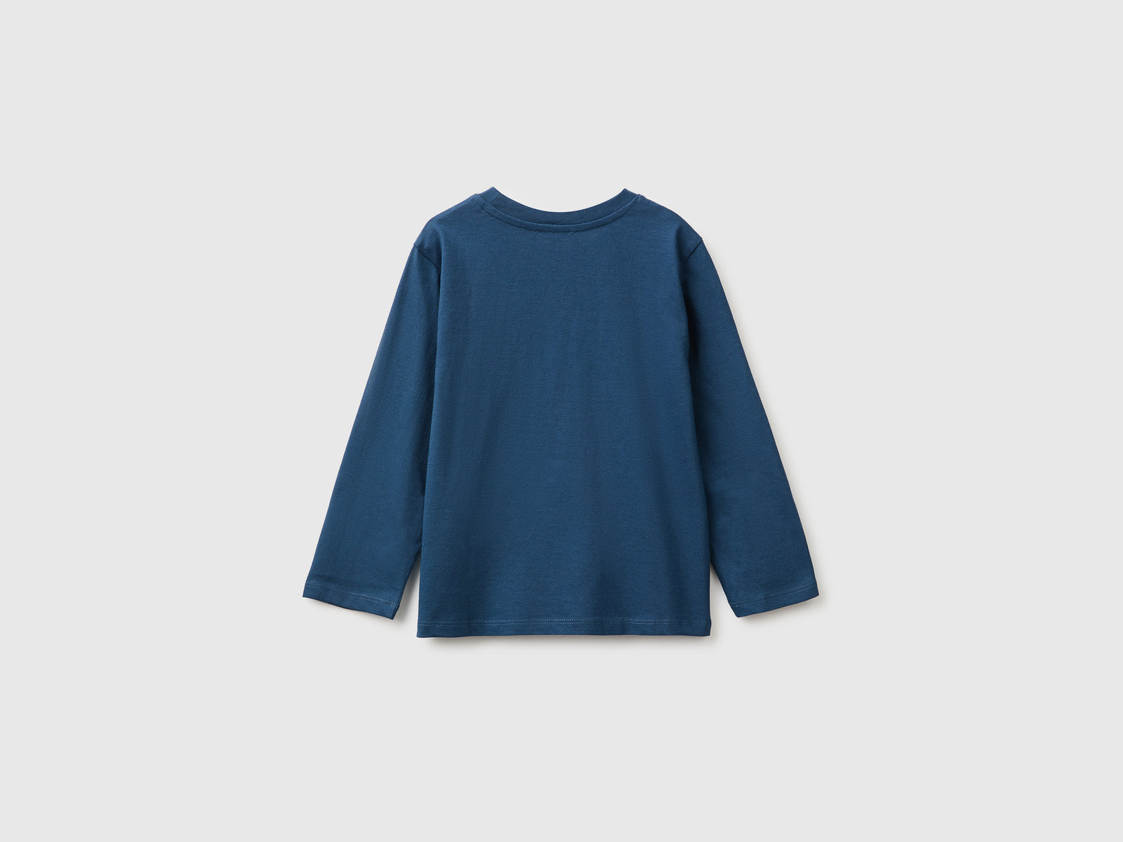 T-shirt com estampa e bordado - ucb_image_BS