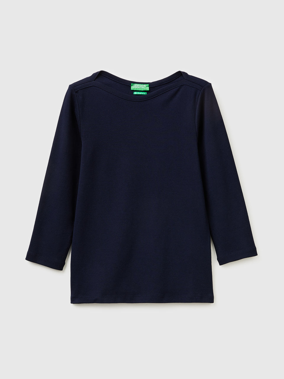 Slim fit t-shirt with boat neck - ucb_image_FS