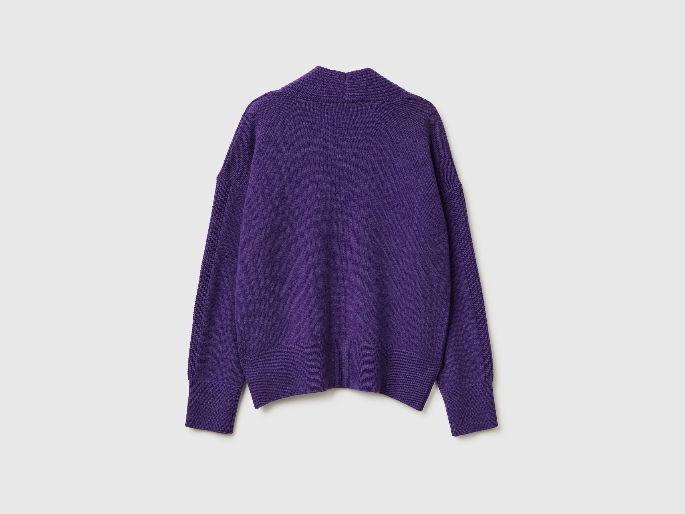 Camisola decote em V 100% lã - ucb_image_BS