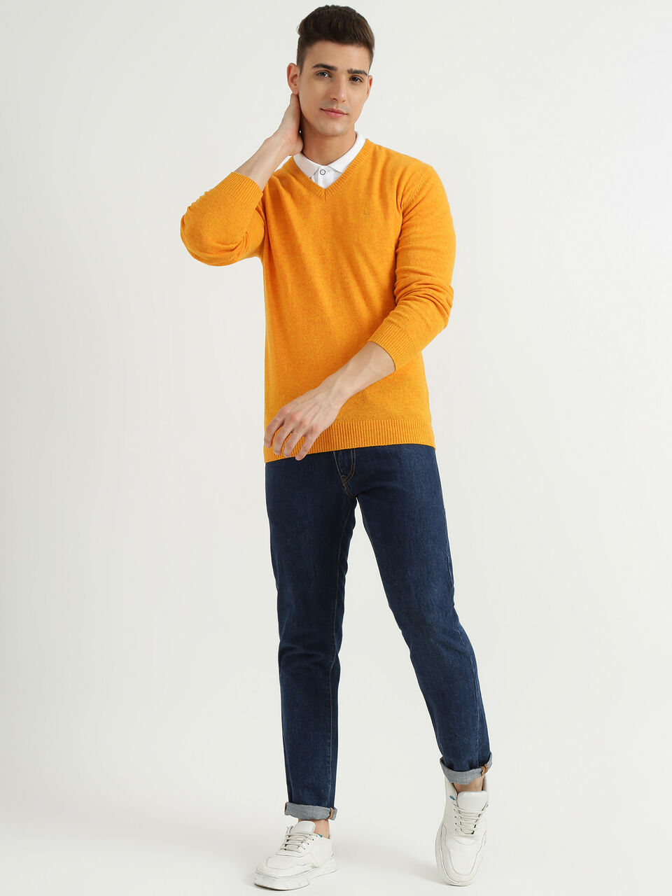 LAMBSWOOL V-NECK  SWEATER image number null
