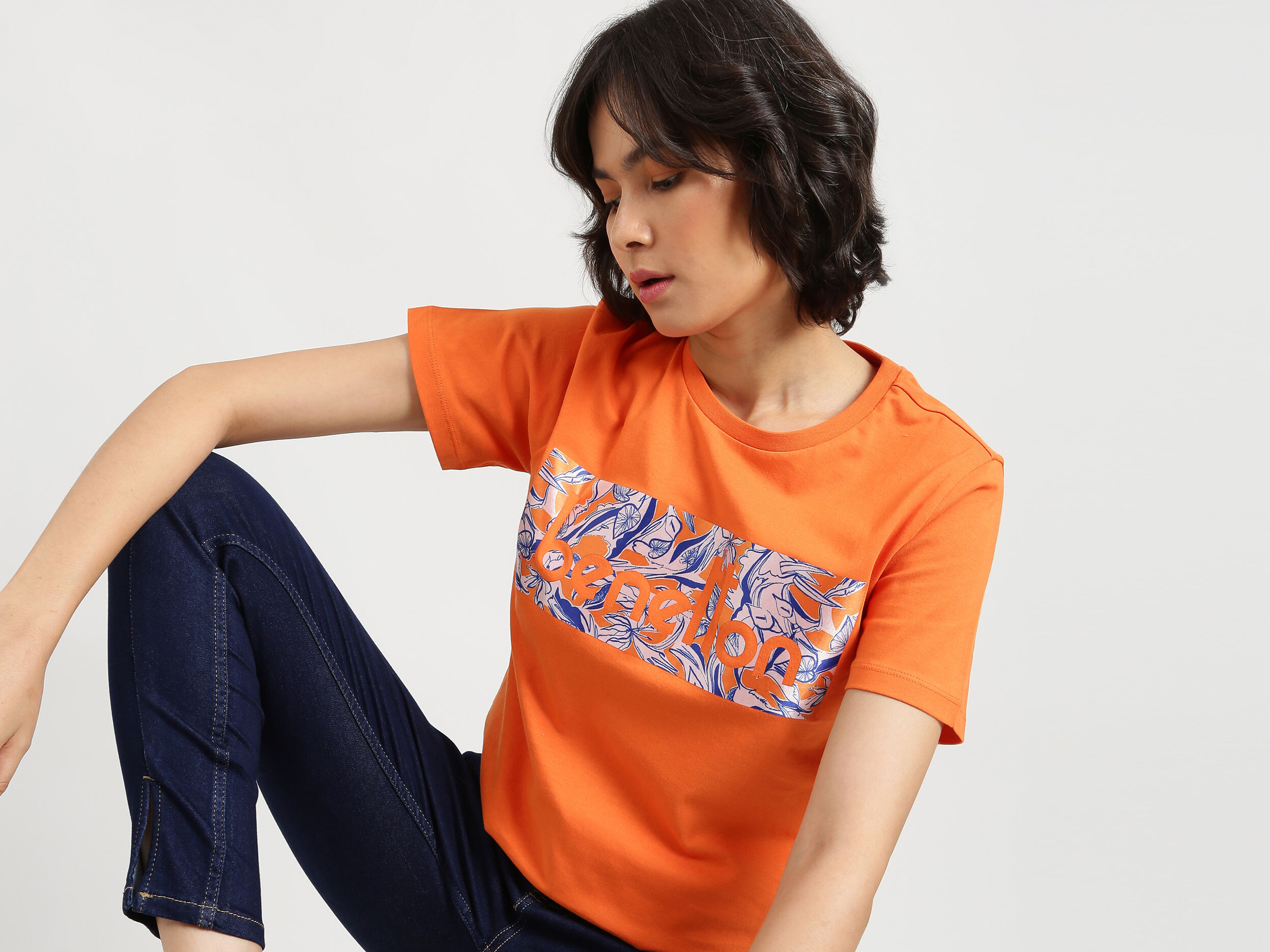 Women Brand Printed T Shirt - Orange | Benetton