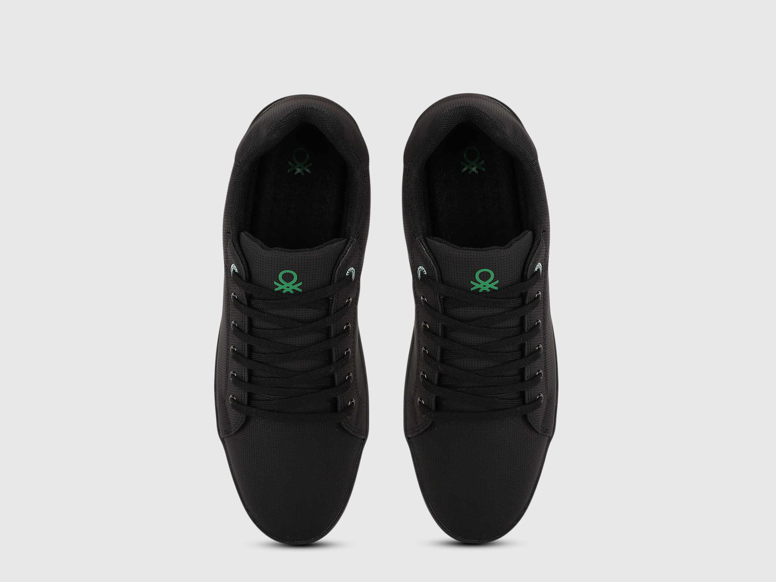 Solid Lace Up Sneakers Black Benetton