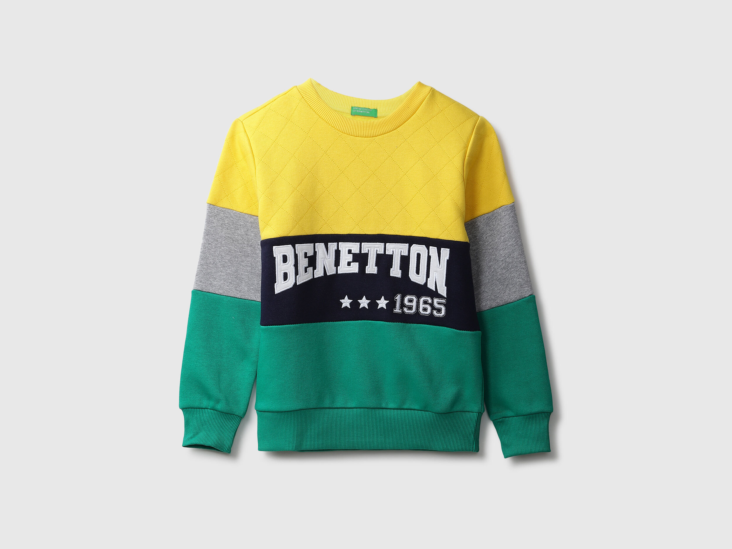 Green and outlet yellow sweatshirt