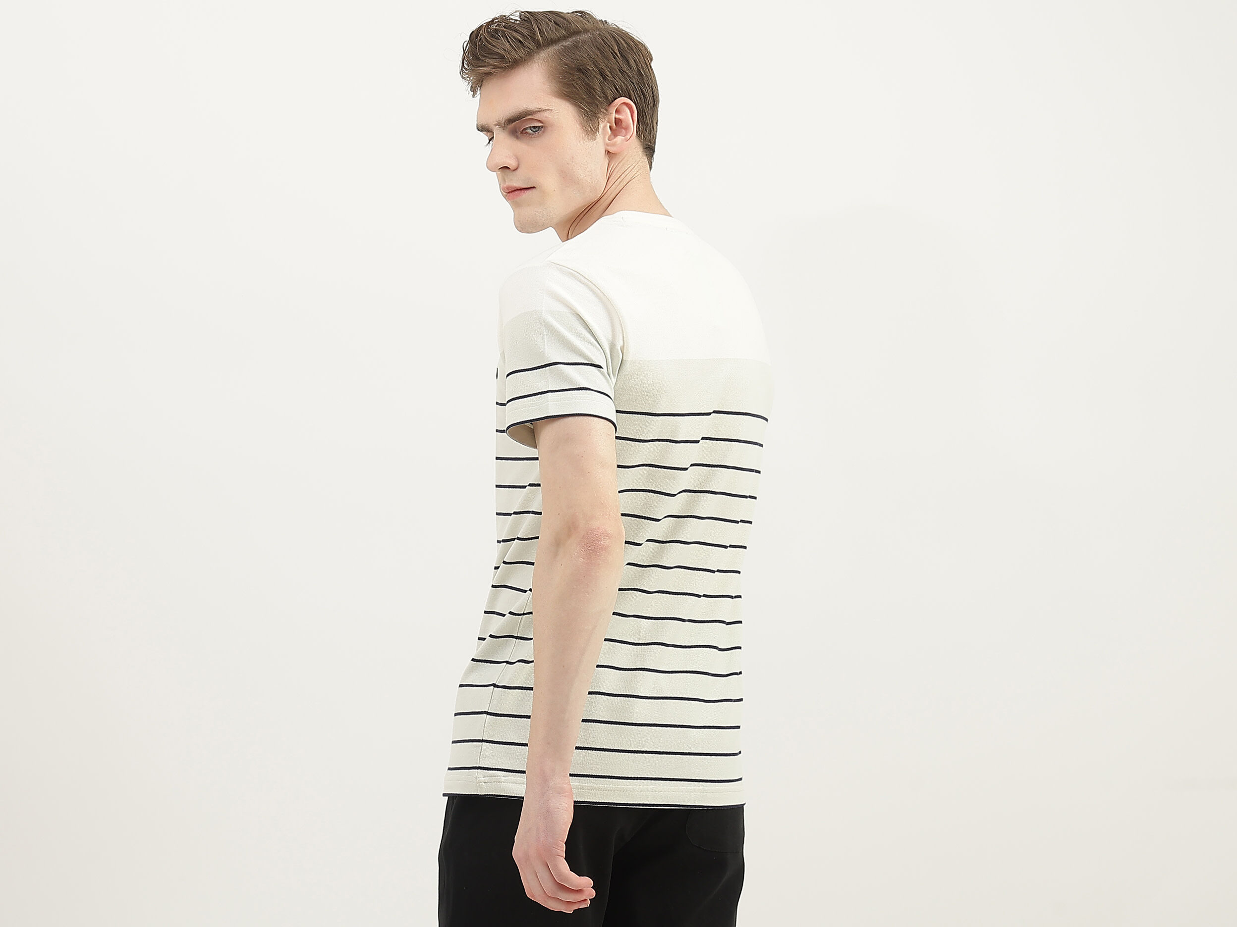 Striped round neck t shirt sale