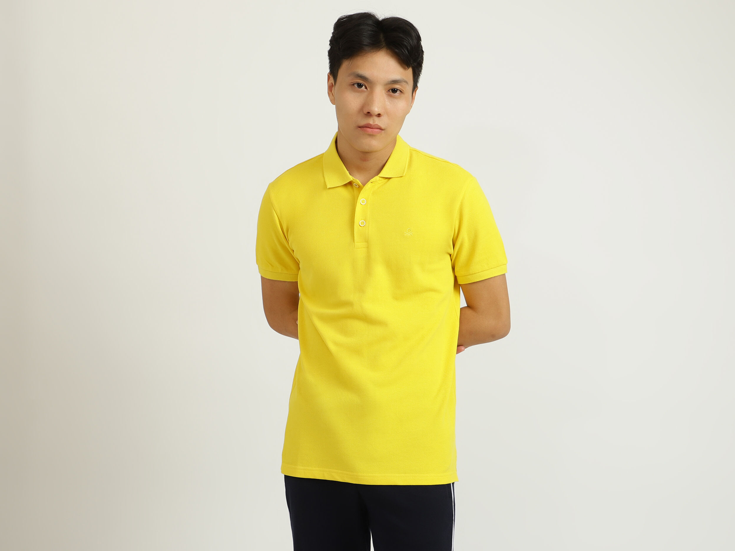 Yellow polo t shirt online on sale