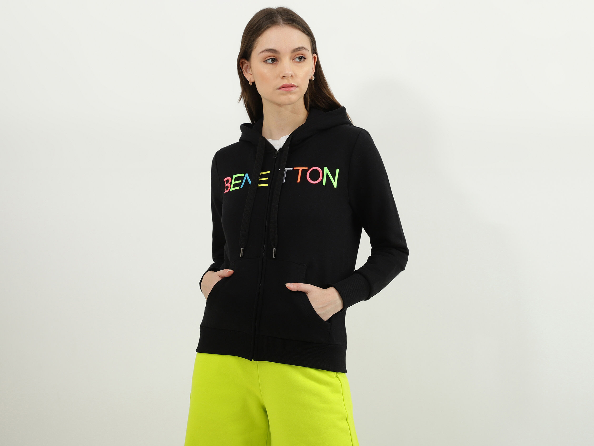 Benetton_22AI_22A3ALVE5216G_10