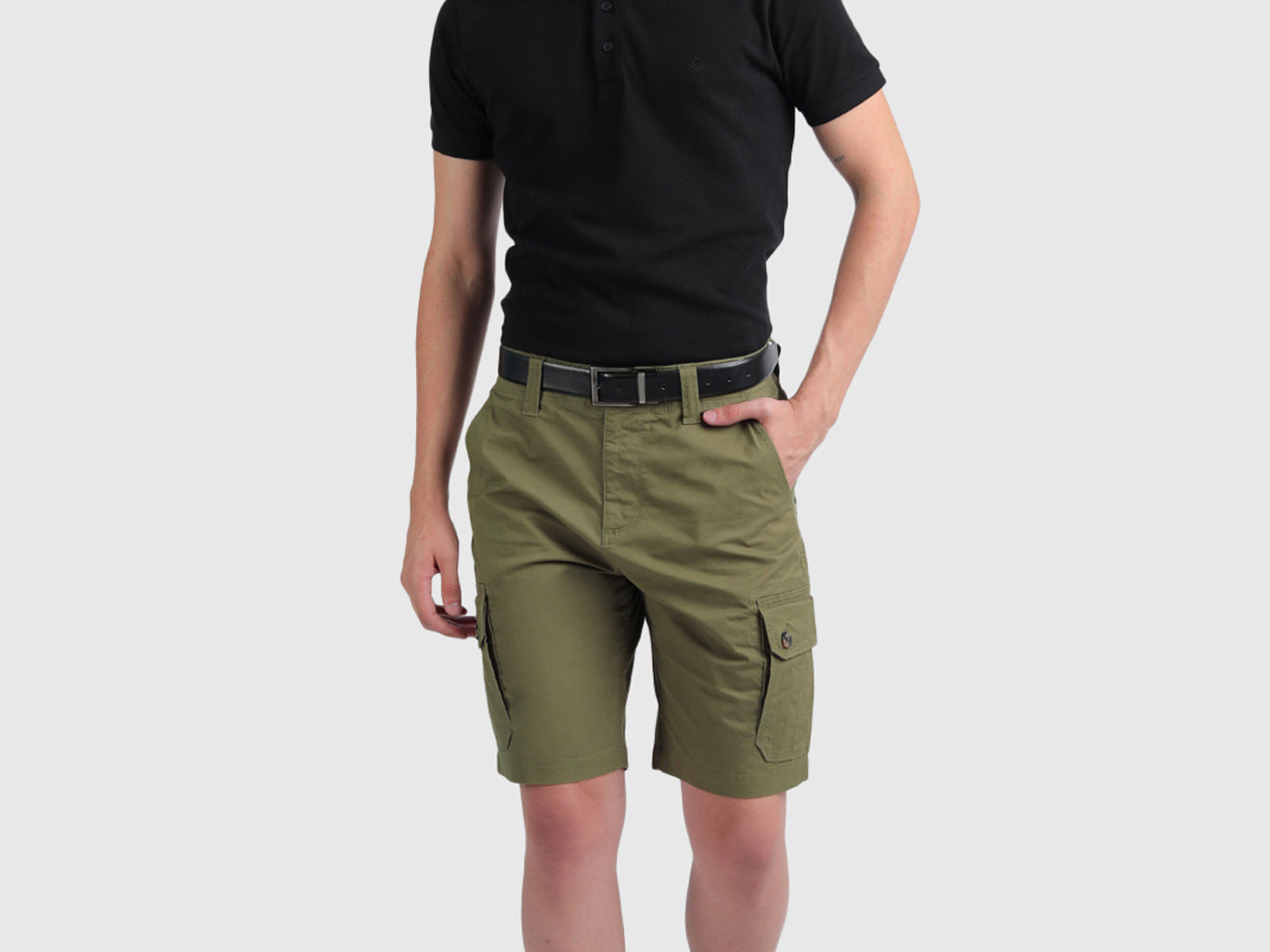 Cotton Comfort Fit Cargo Shorts Olive Green Benetton