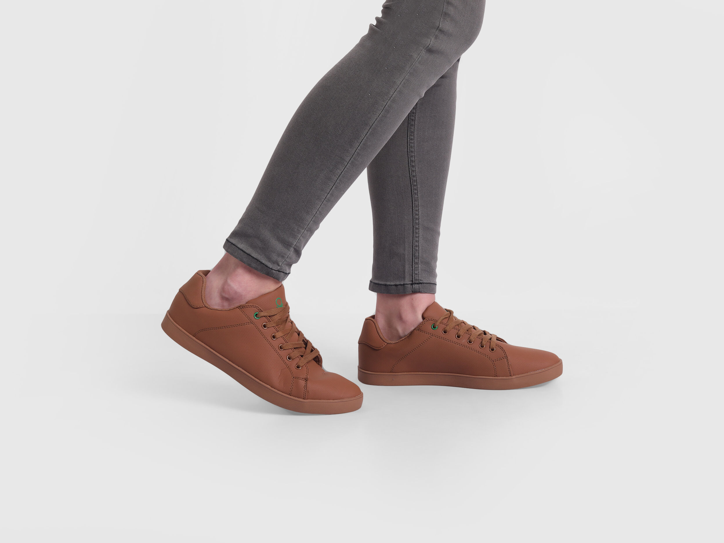 Benetton blue sneakers shop