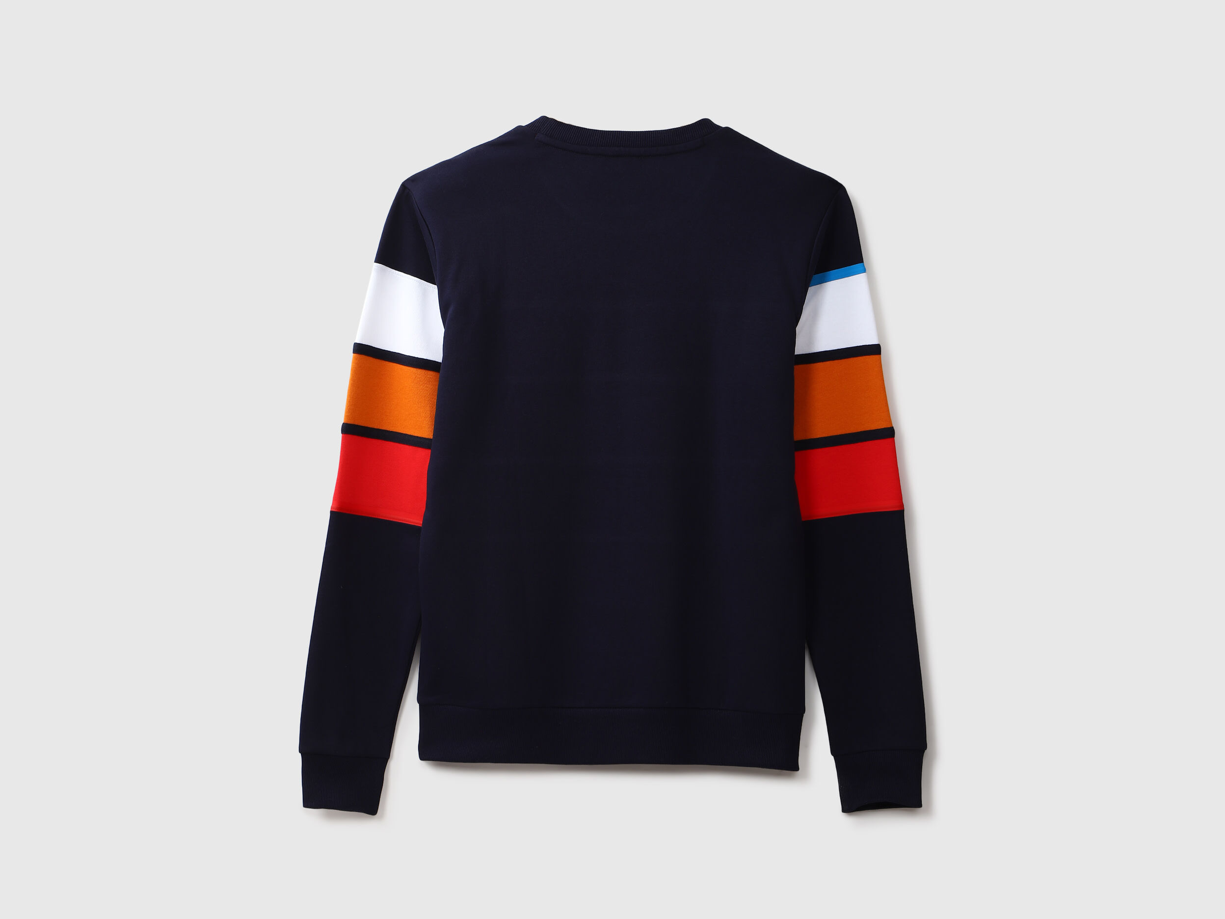 Sweatshirt with stripes on sleeves sales