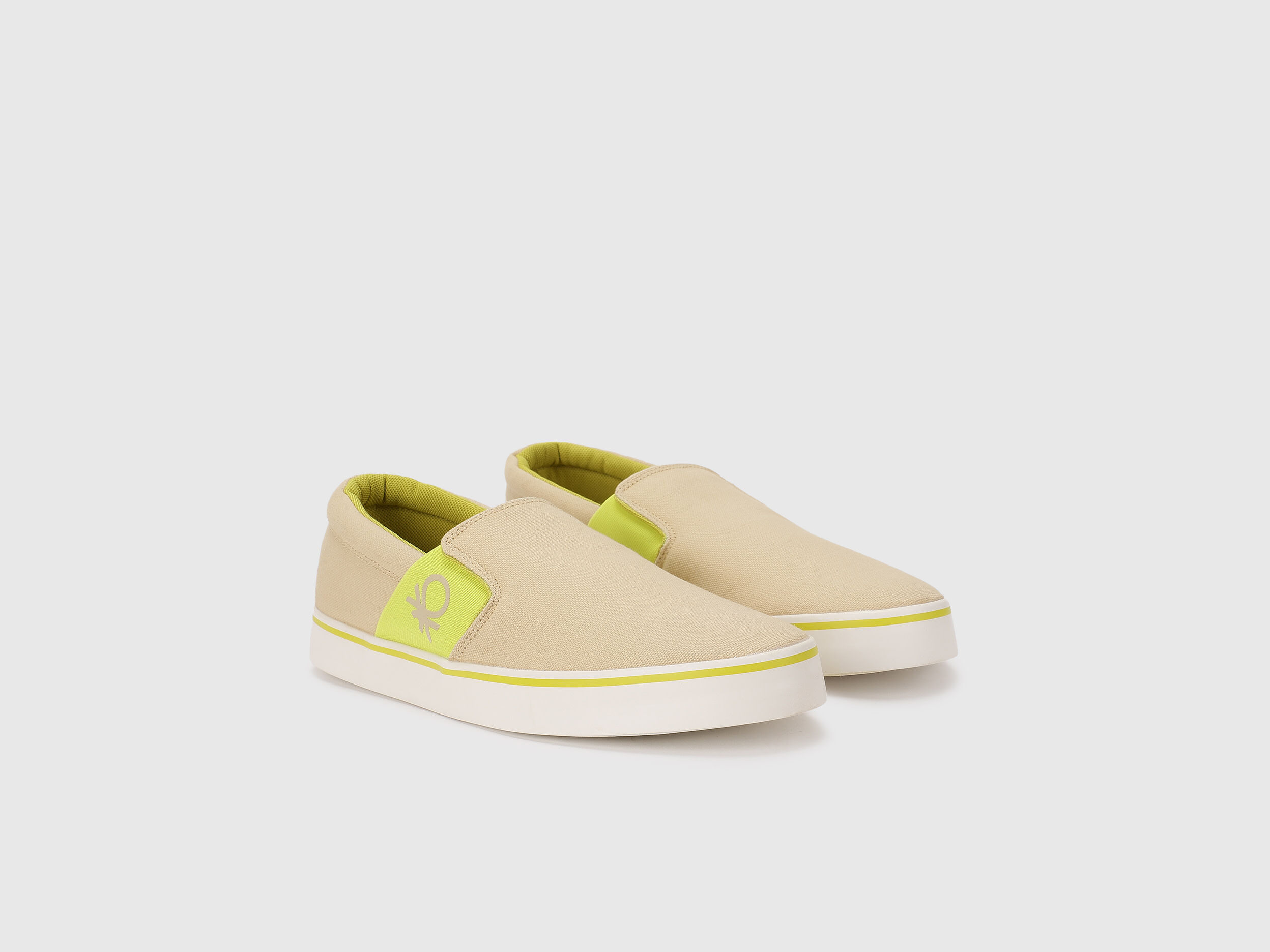 Ucb slip on shoes top