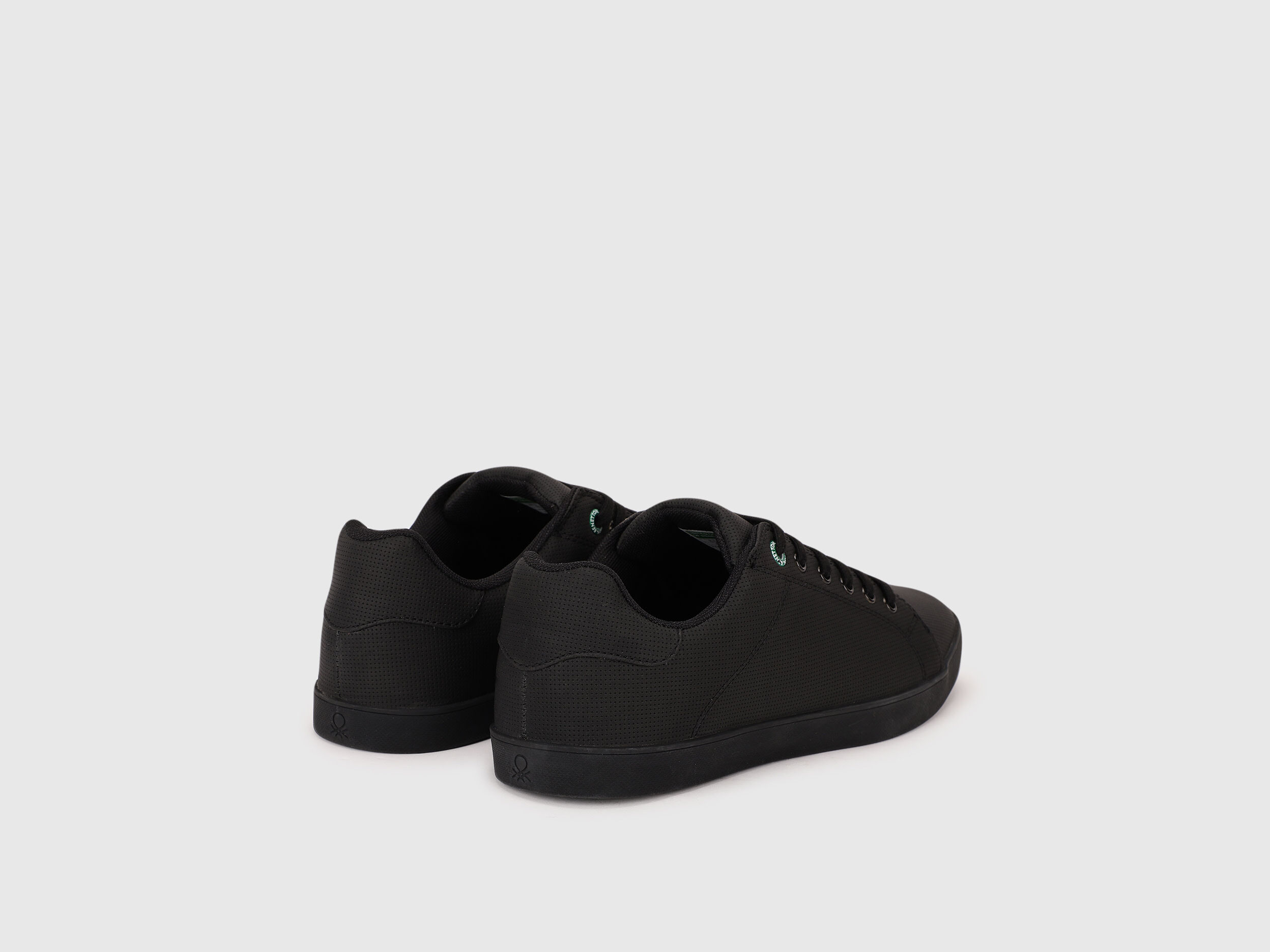 Solid Lace Up Sneakers Black Benetton
