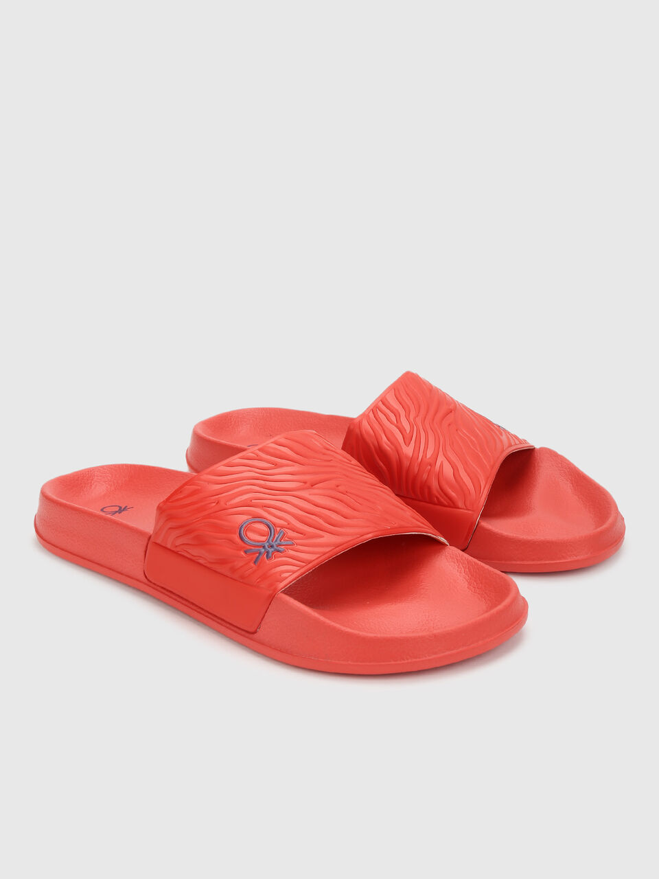 TEXTURED PU SLIDE image number null