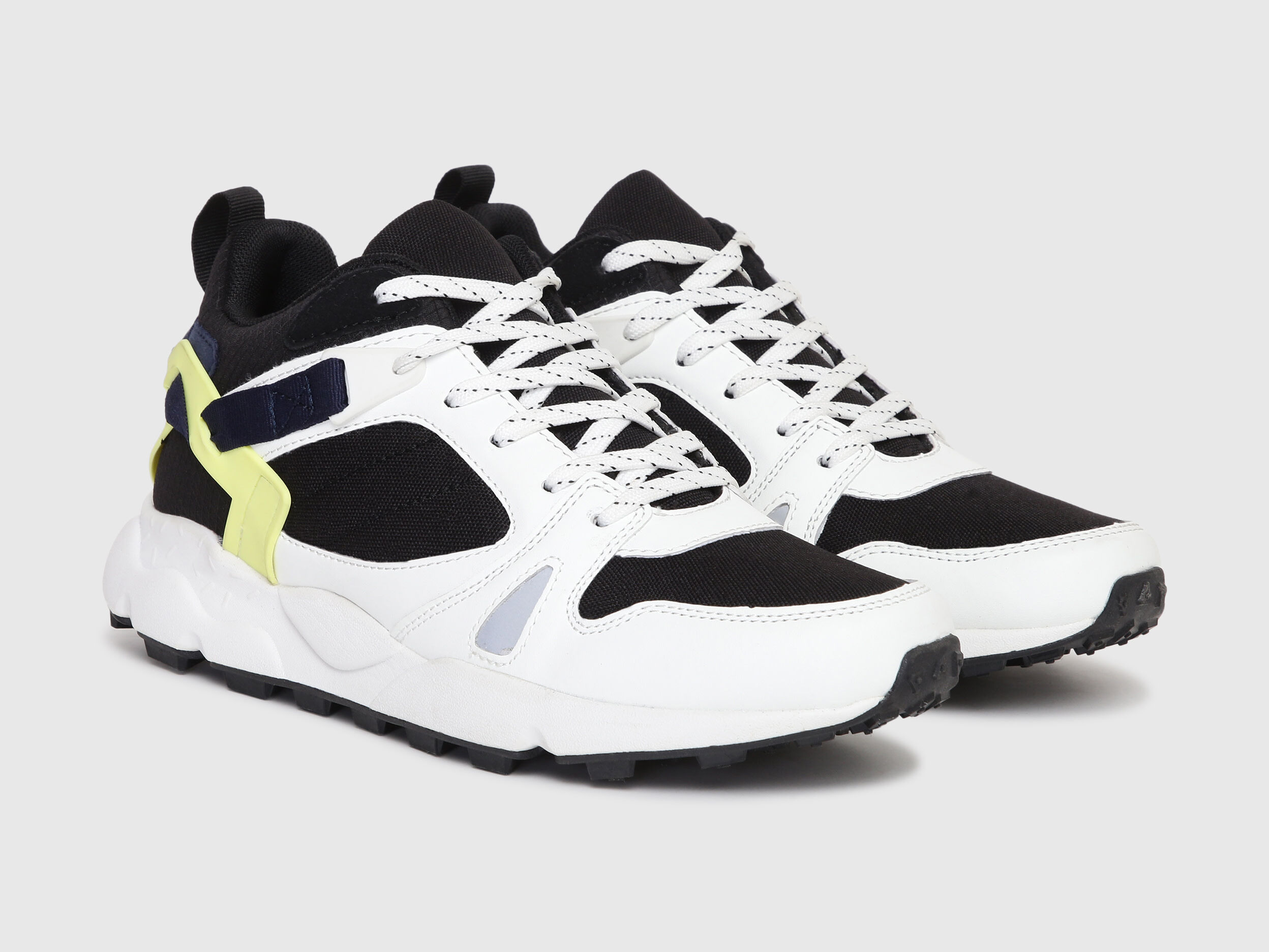 Benetton Men Sporty Black Sneakers White Benetton