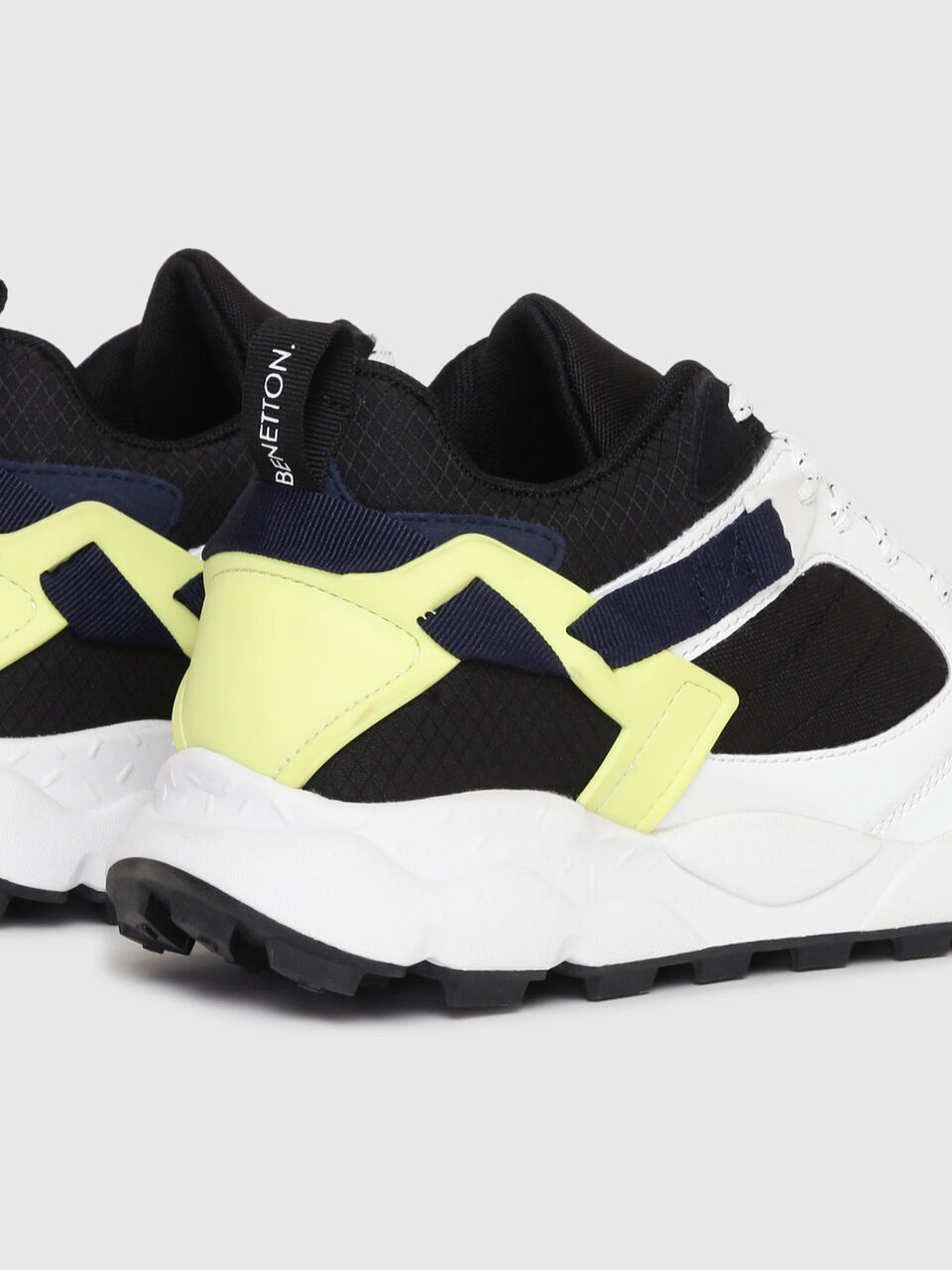 PU Mesh Sporty Sneaker image number 2