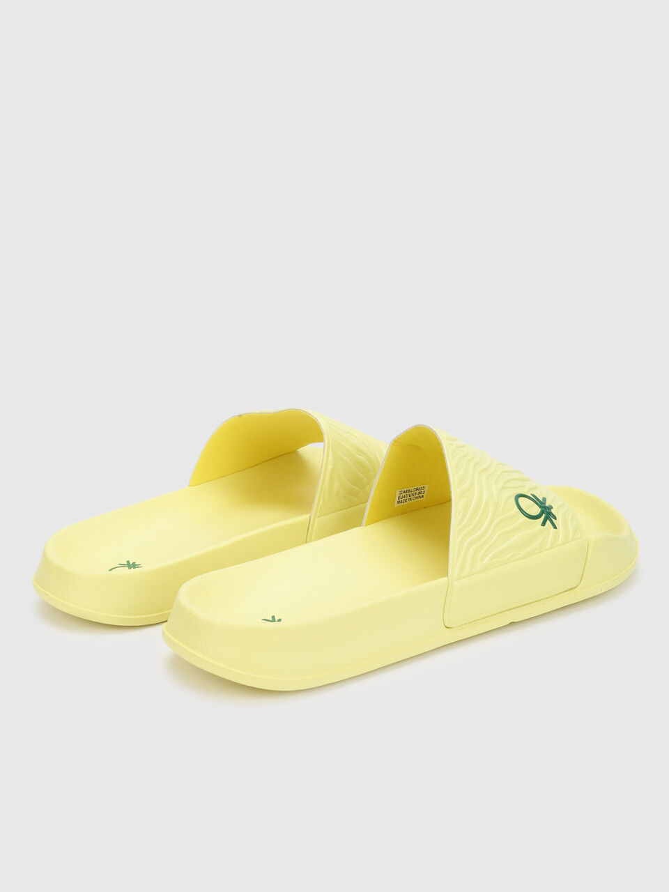 TEXTURED PU SLIDE image number 2