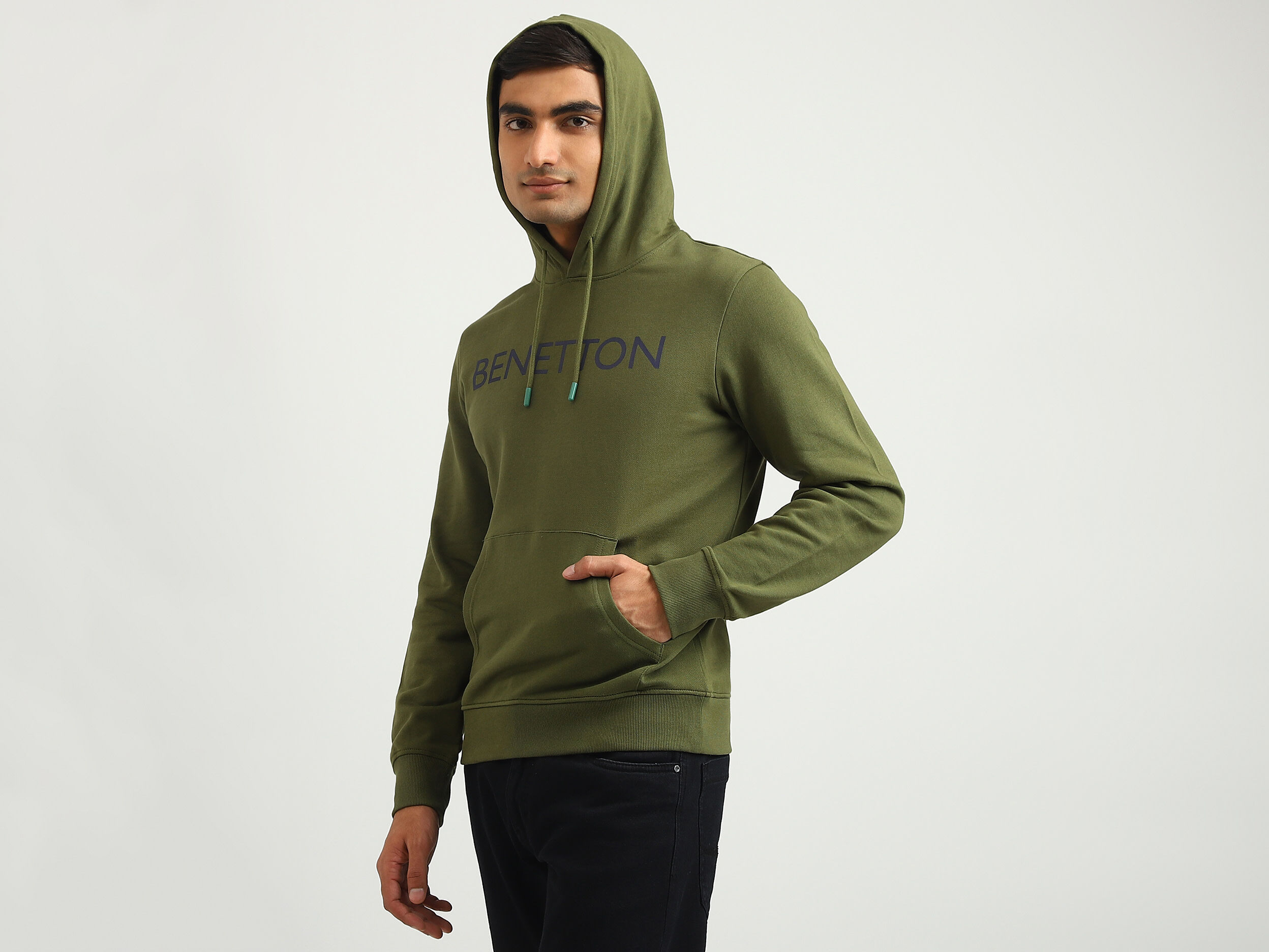 Men Printed Hooded Sweatshirt - Green | Benetton