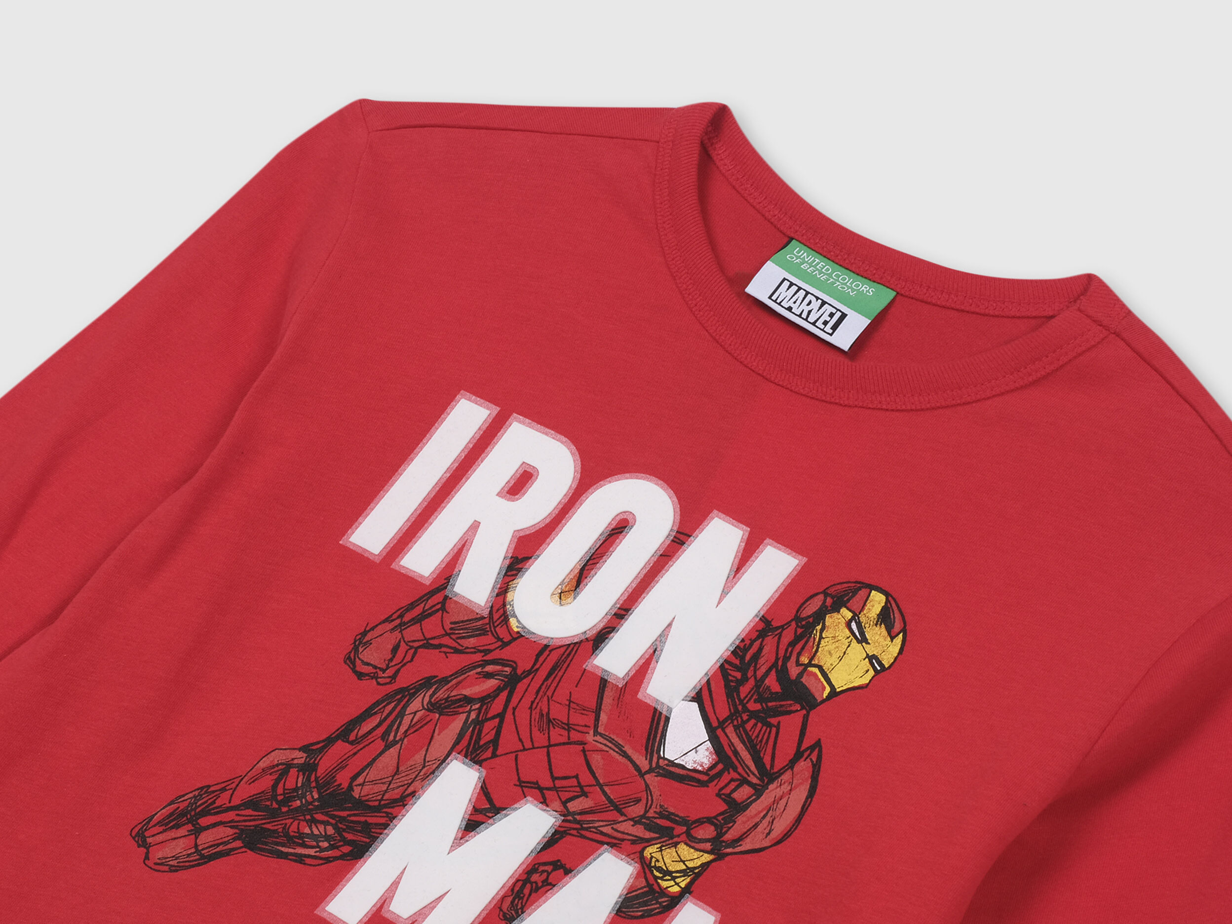 Magliette avengers new arrivals benetton