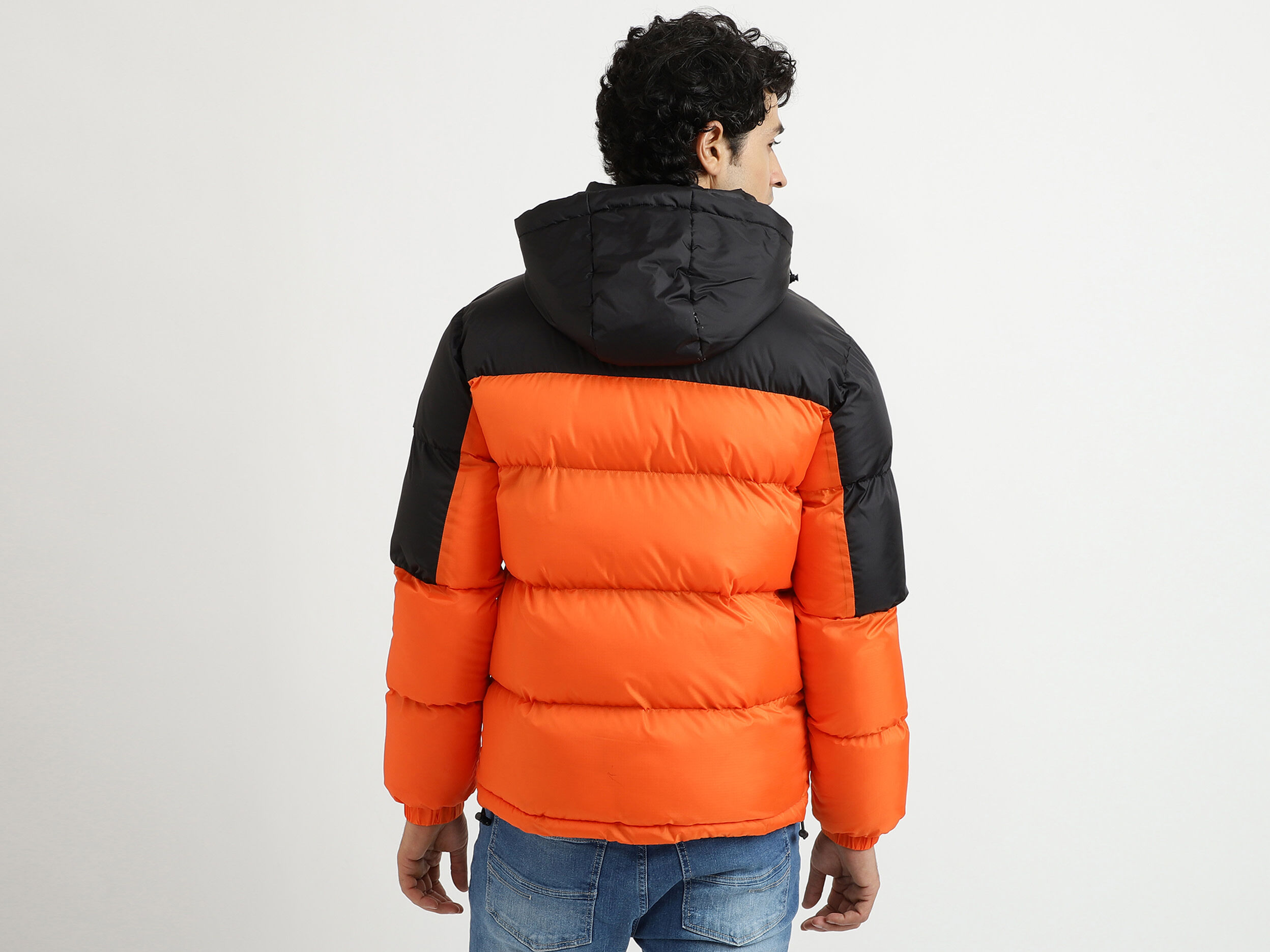【超安い】 Benetton_22AI_22A2FSIC2020I_90 ジャケット・アウター