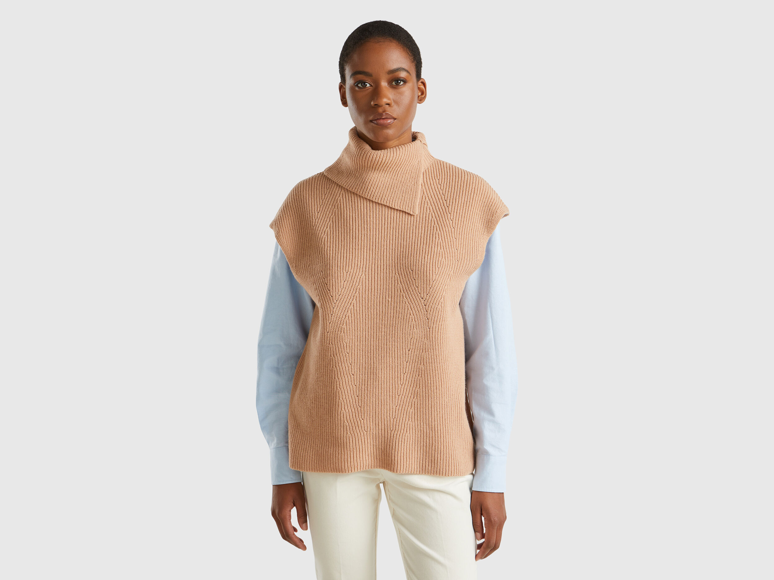 Knit vests shop