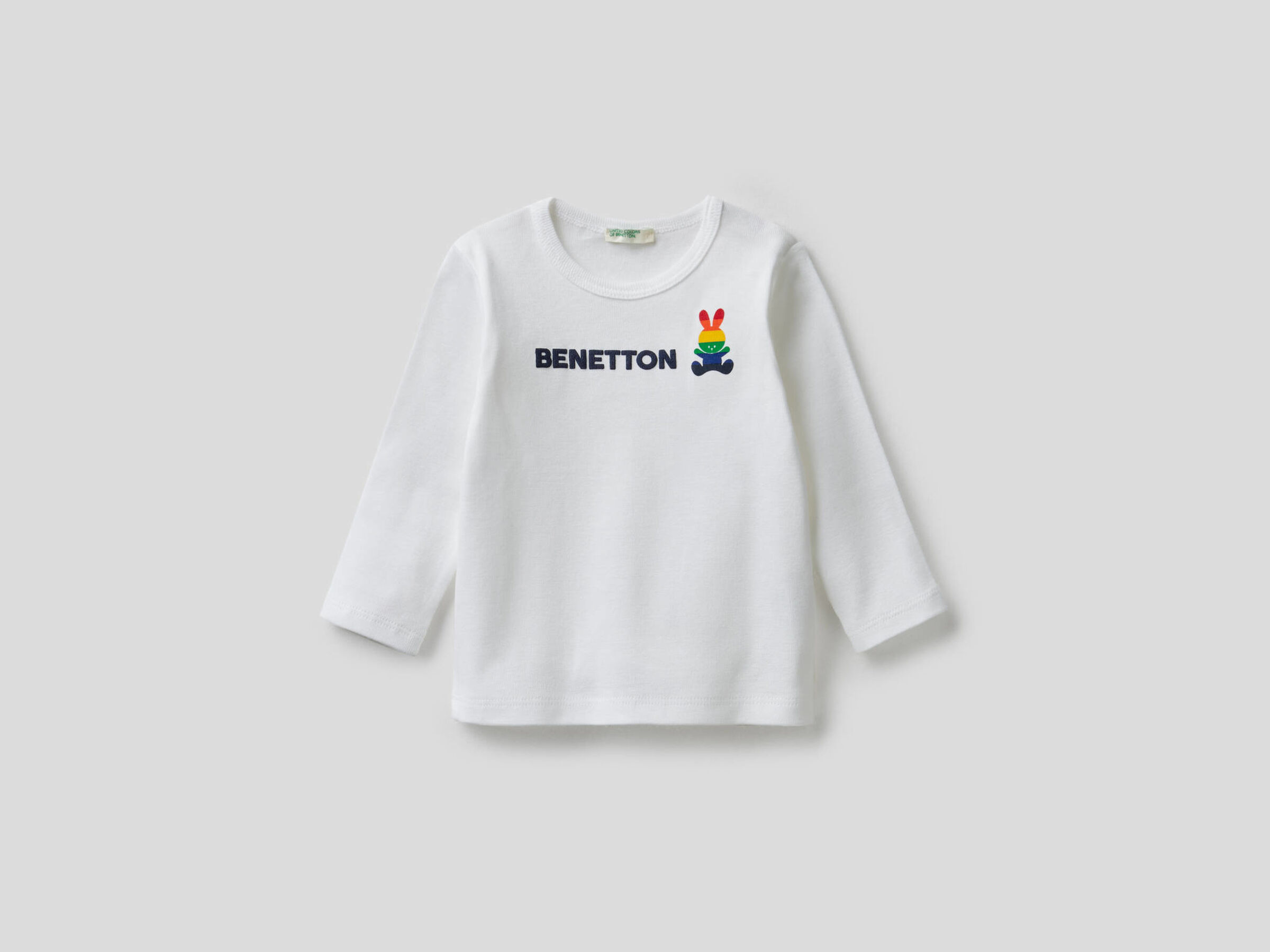 Long sleeve t-shirt with print image number null