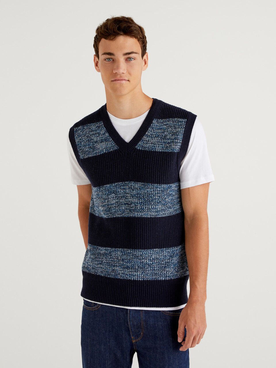 Mens knitted sleeveless best sale vest