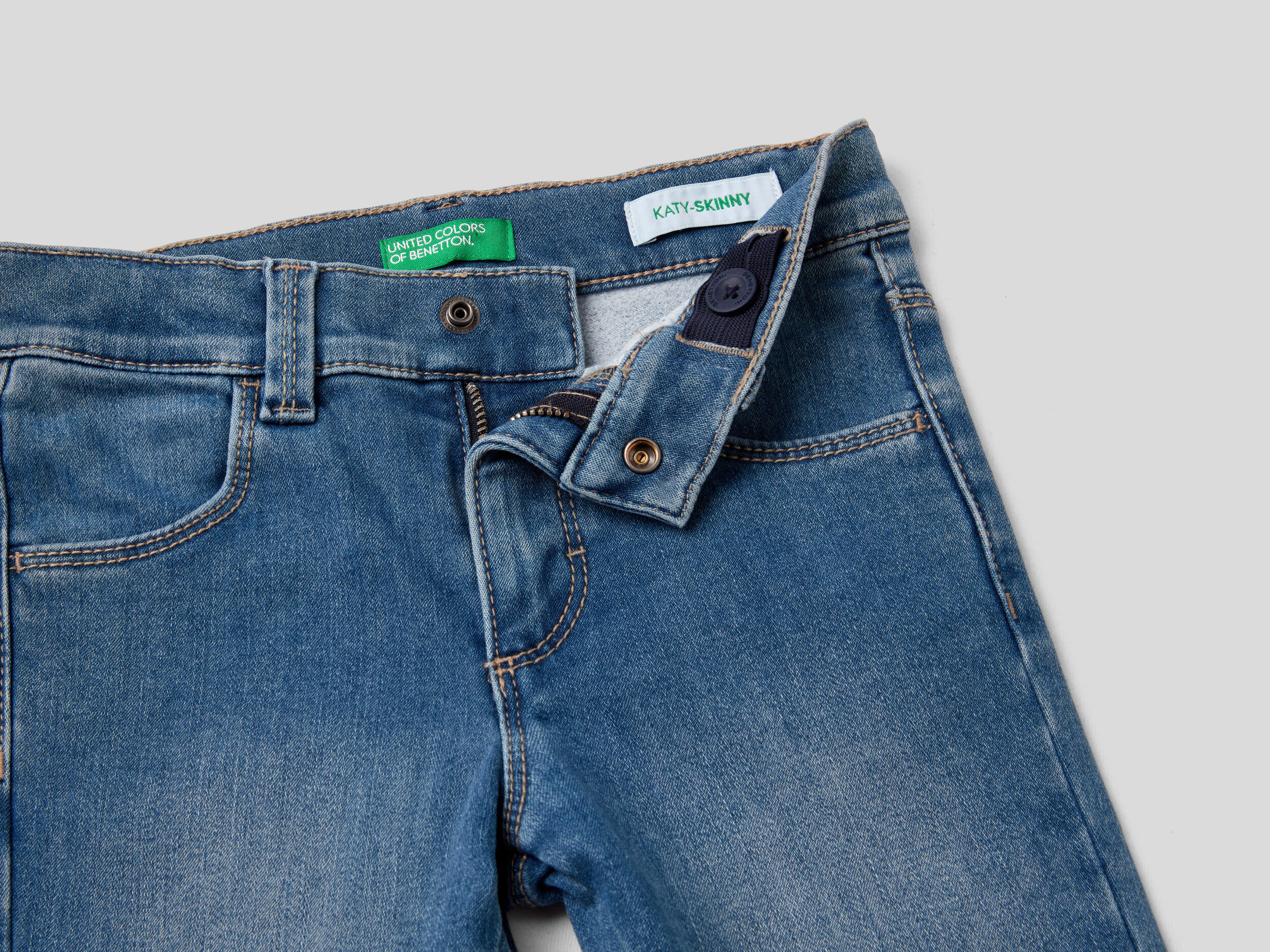 Benetton super 2024 skinny jeans